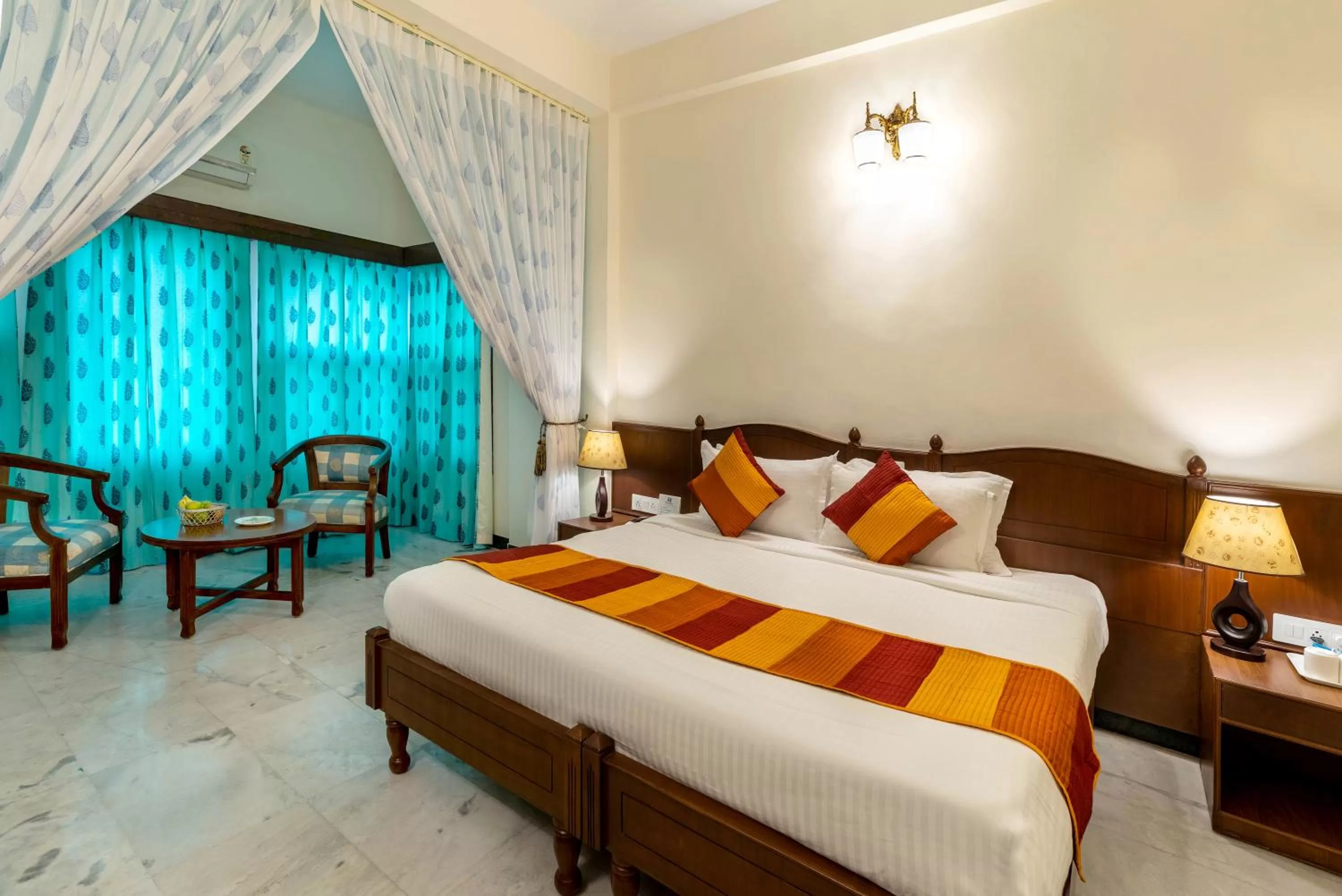Bed in Sarovar - Lake Facing Boutique Hotel On Lake Pichola