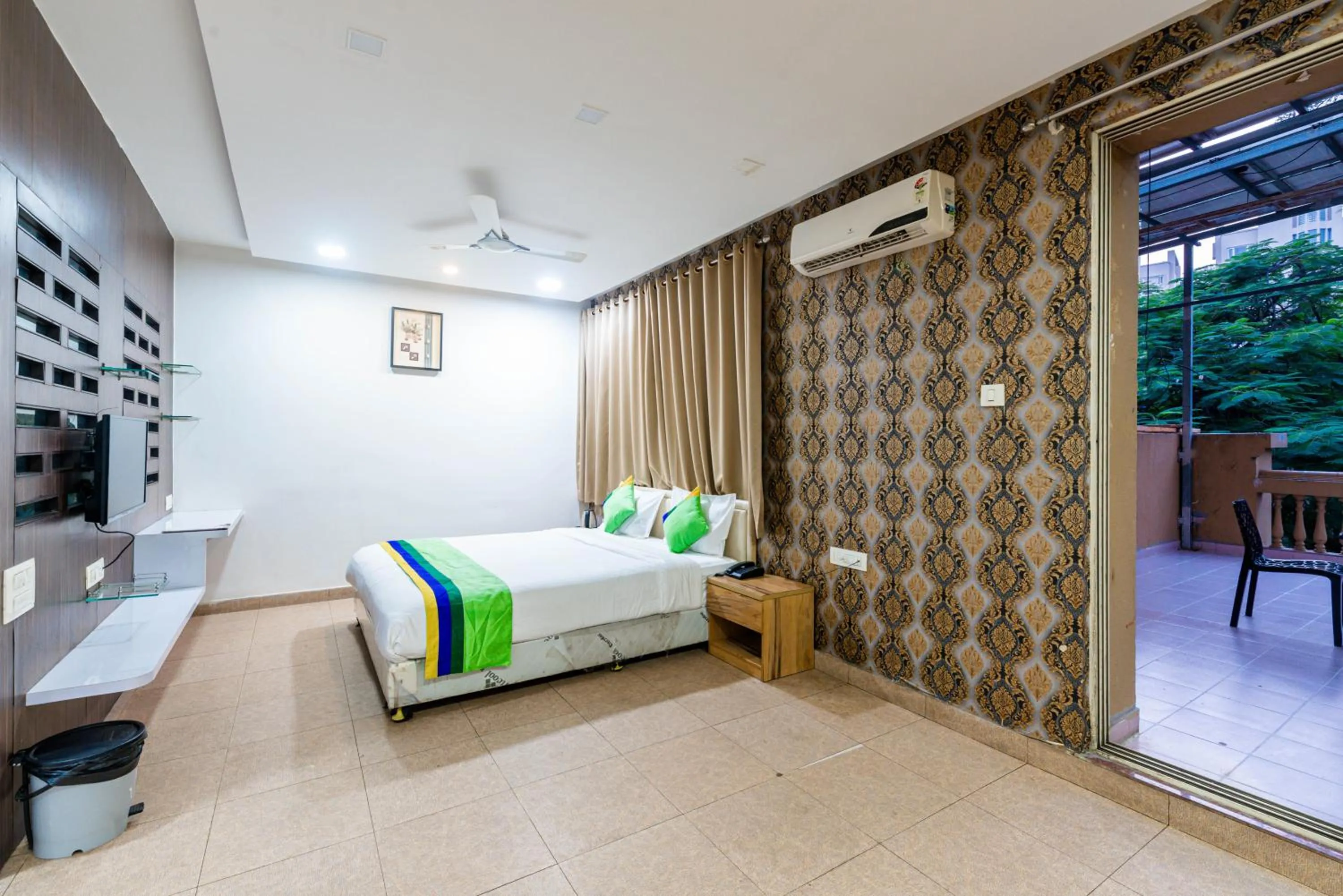 Bedroom in Treebo Trend Spring Brooks - Koregaon Park