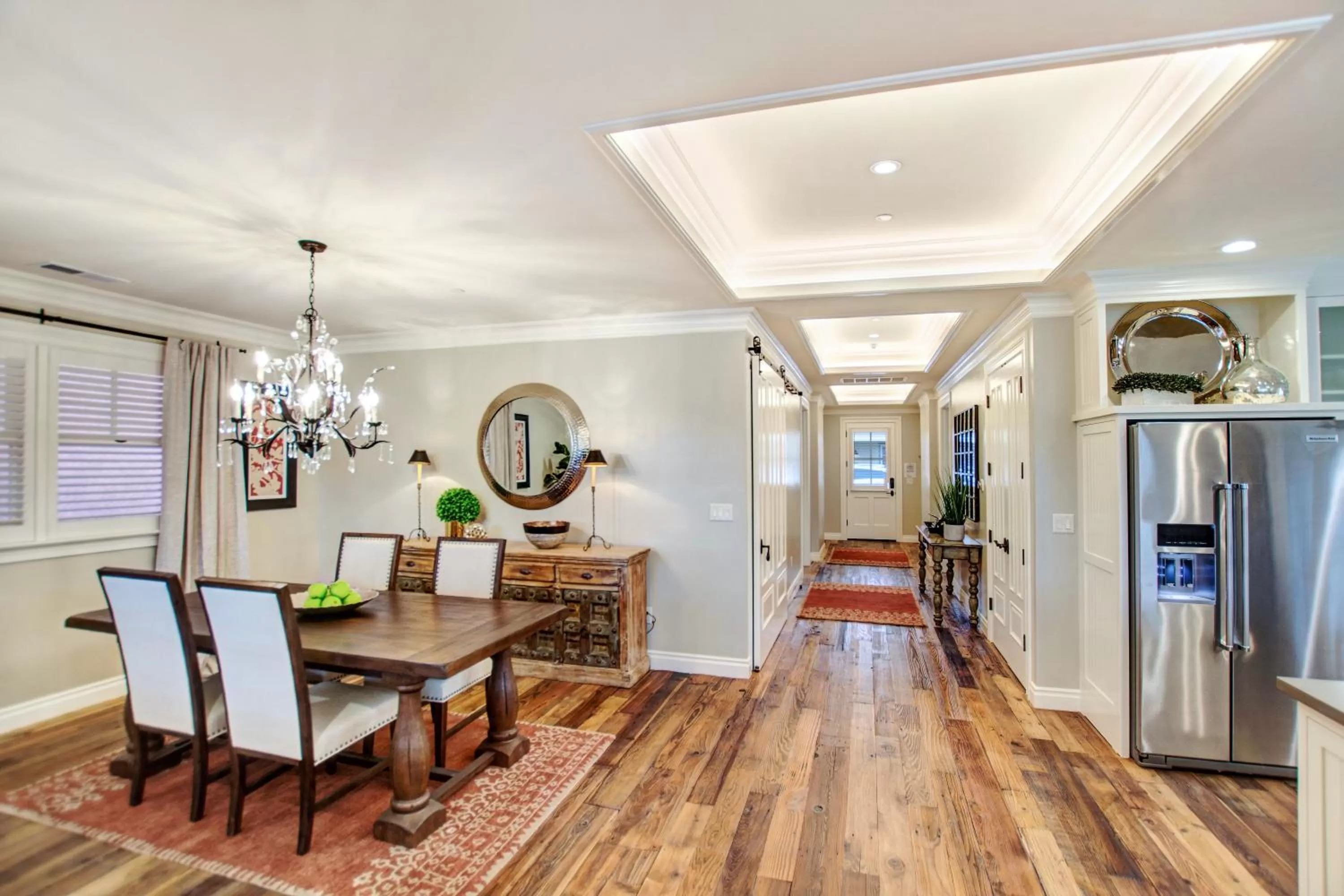 Dining Area in Sonoma Bungalows