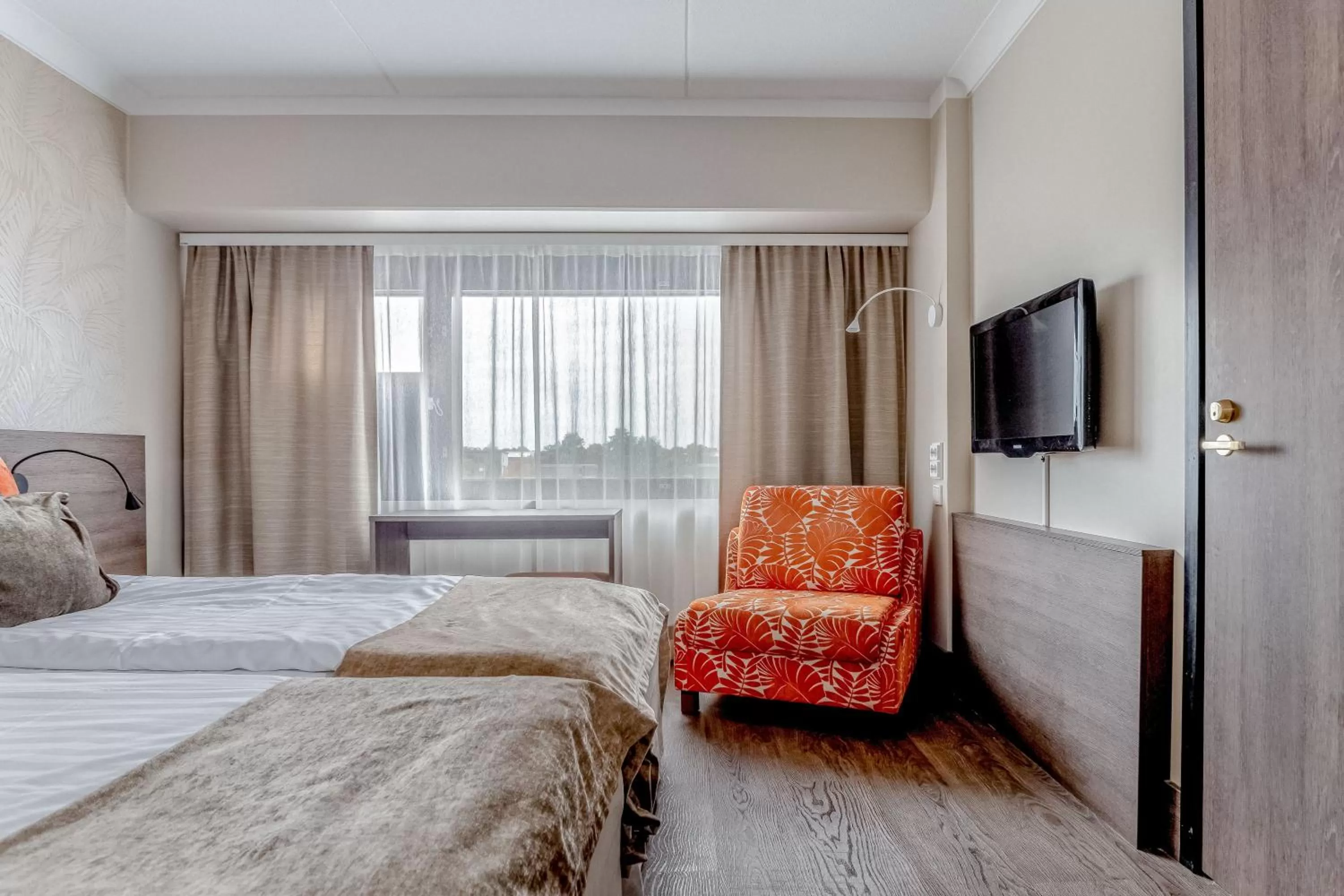 Photo of the whole room, Bed in Holiday Club Turun Caribia