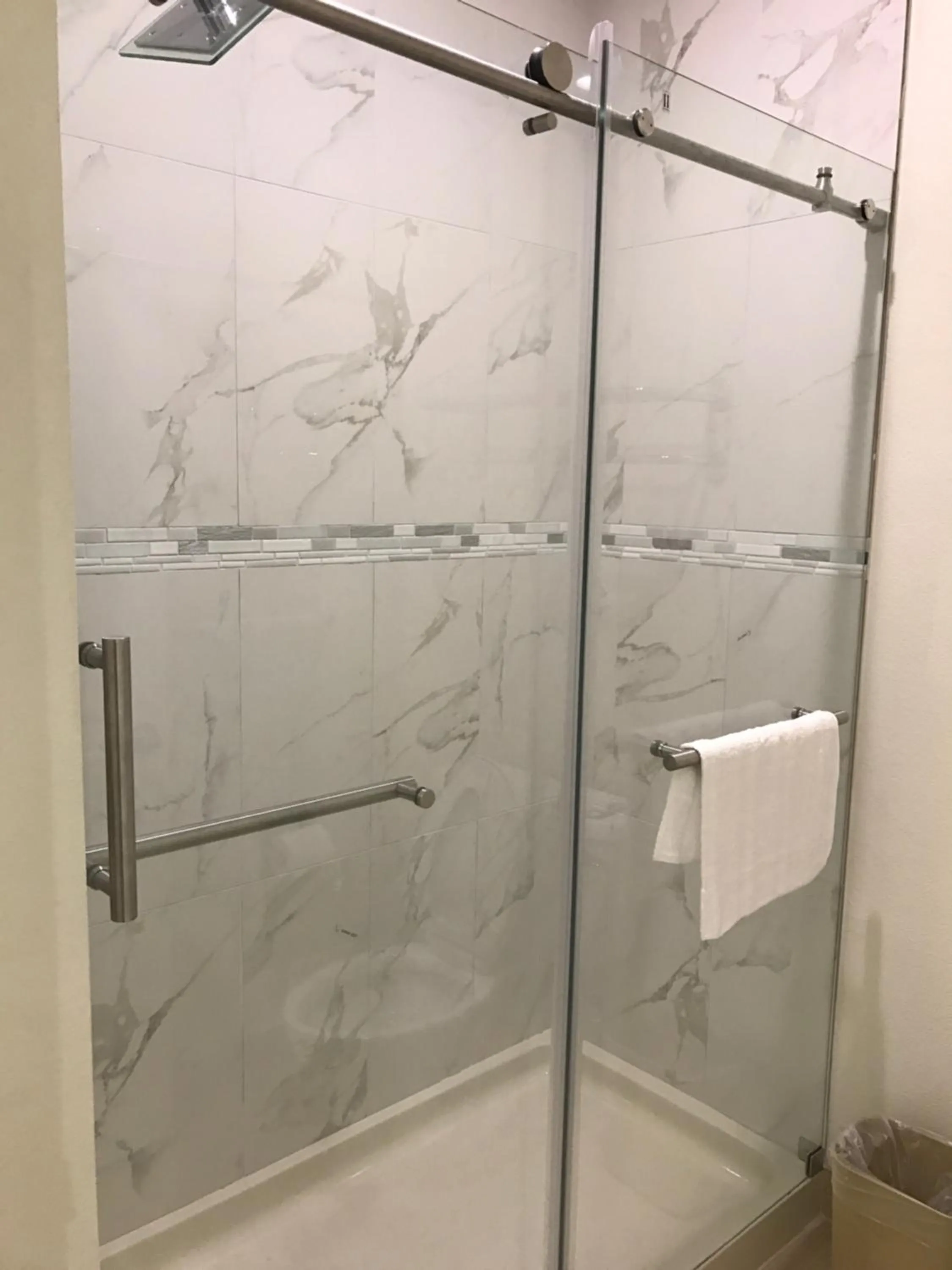 Shower in Americas Best Value Inn & Suites Spring / N. Houston