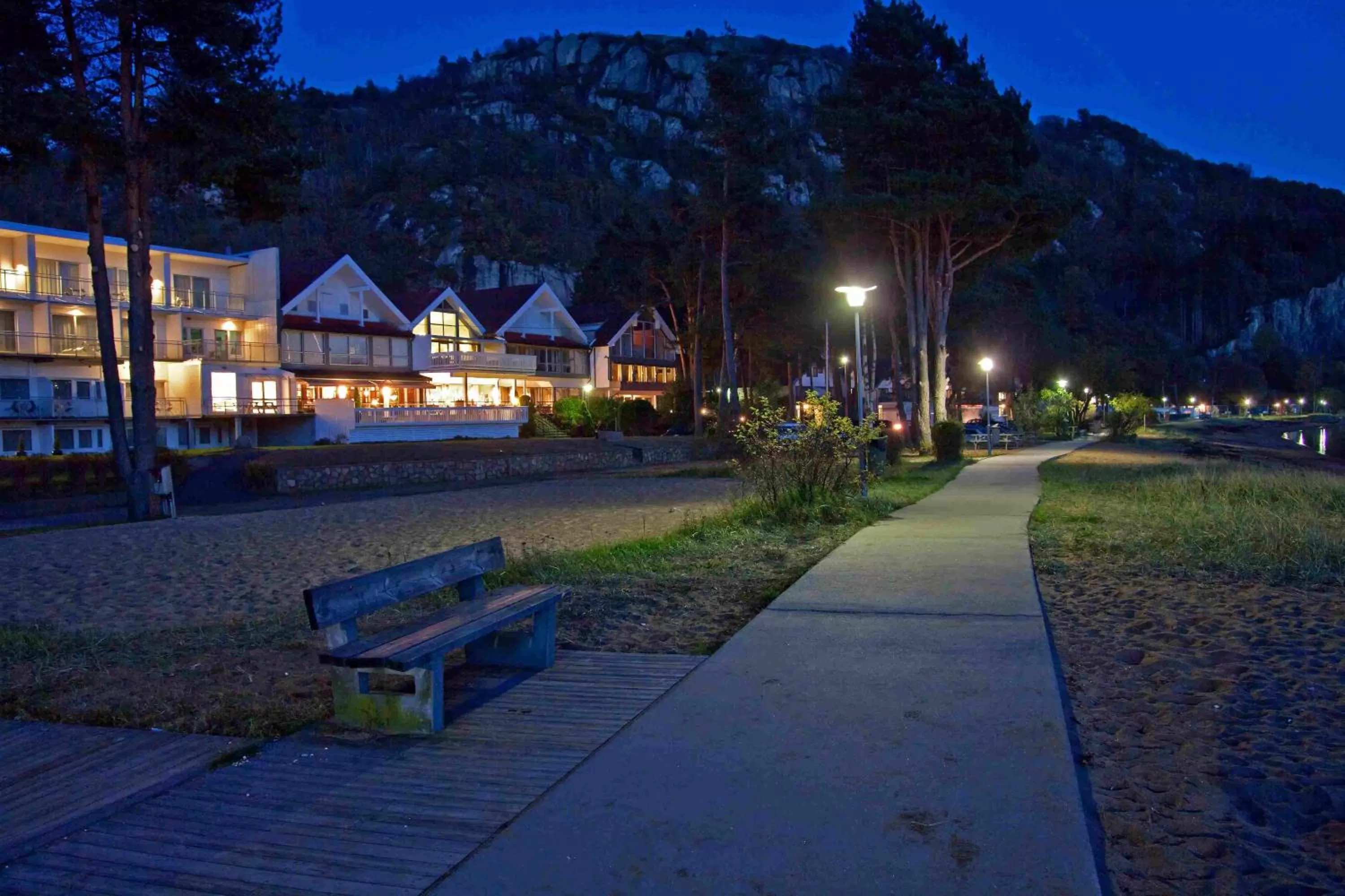 Facade/entrance in Rosfjord Strandhotel