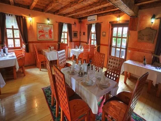 Restaurant/places to eat in Hotel-Restaurant Kriva Ćuprija