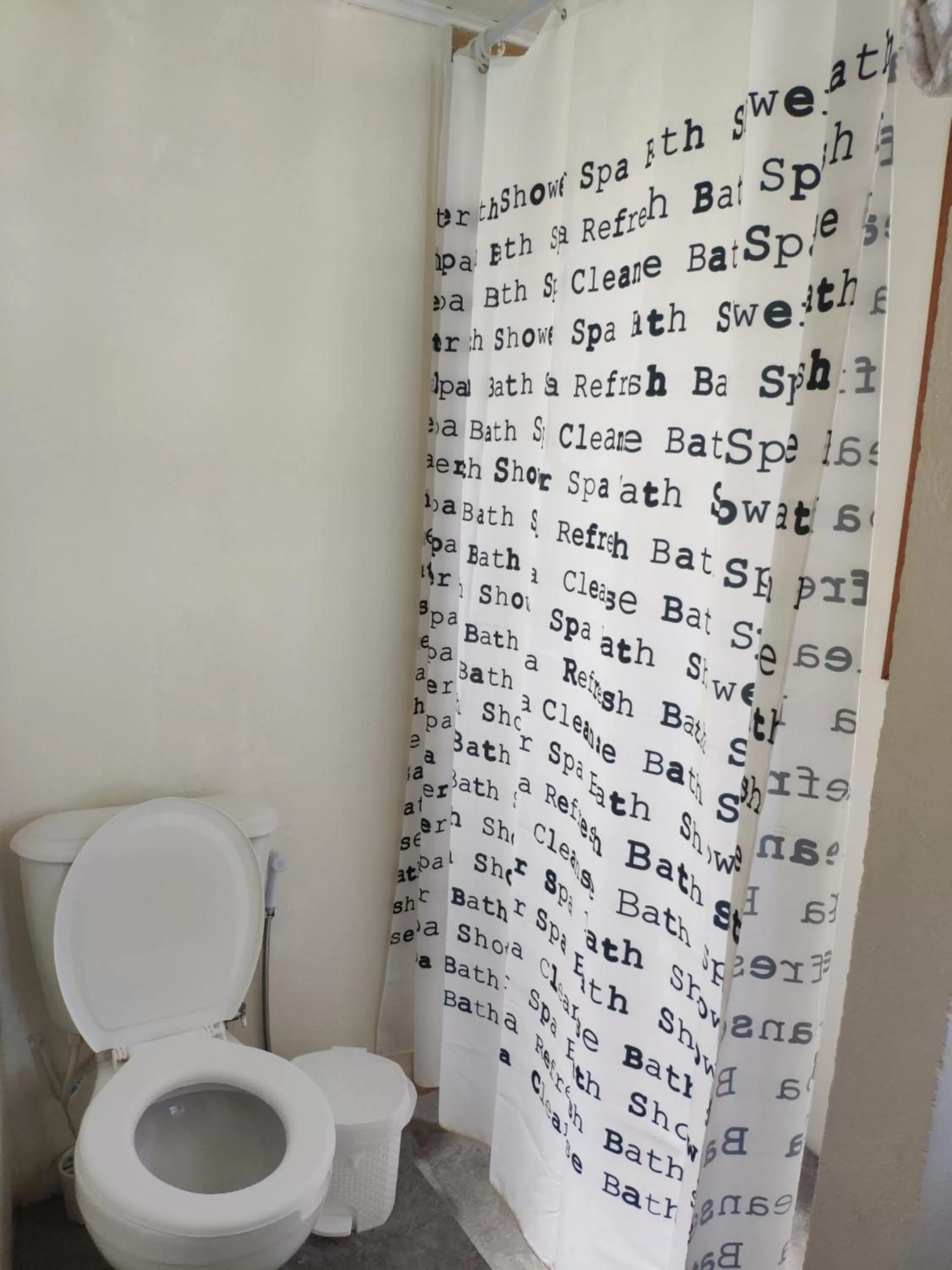 Bathroom in Casa de Hóspedes "Guesthouse Prainha"