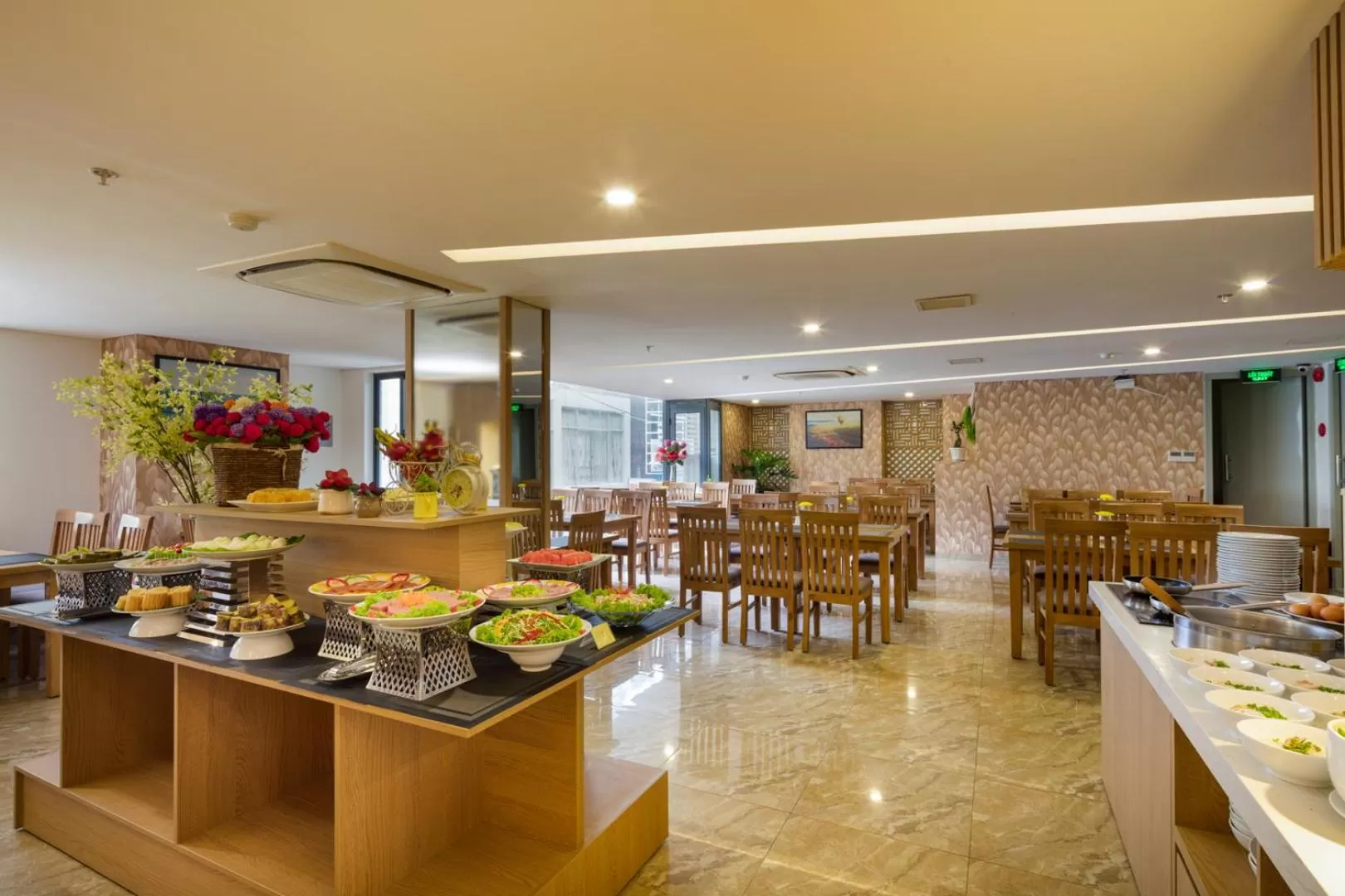 Restaurant/places to eat in Smile Hotel Nha Trang