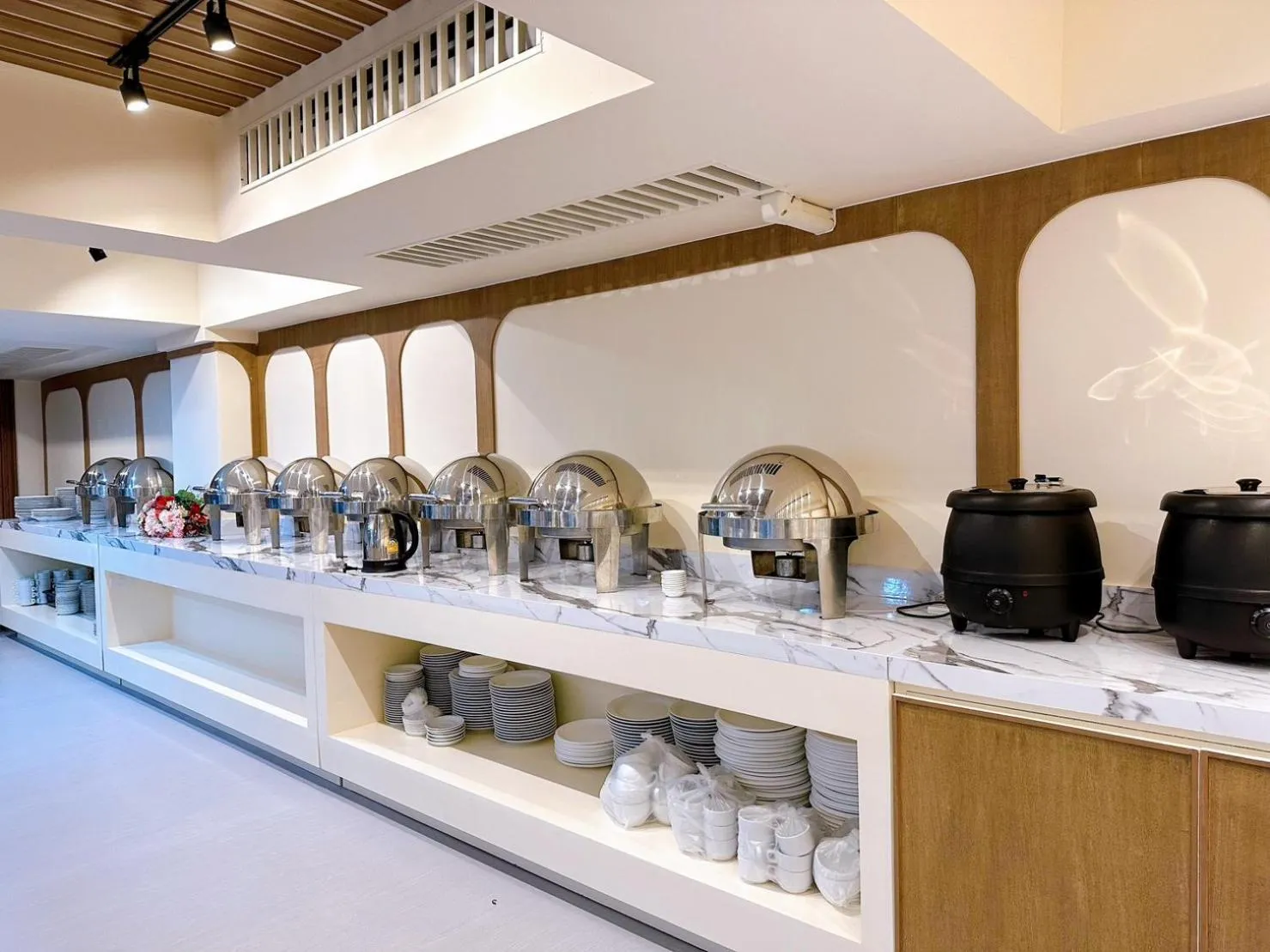 Restaurant/places to eat in Miloft Sathorn Hotel - SHA Plus Certified