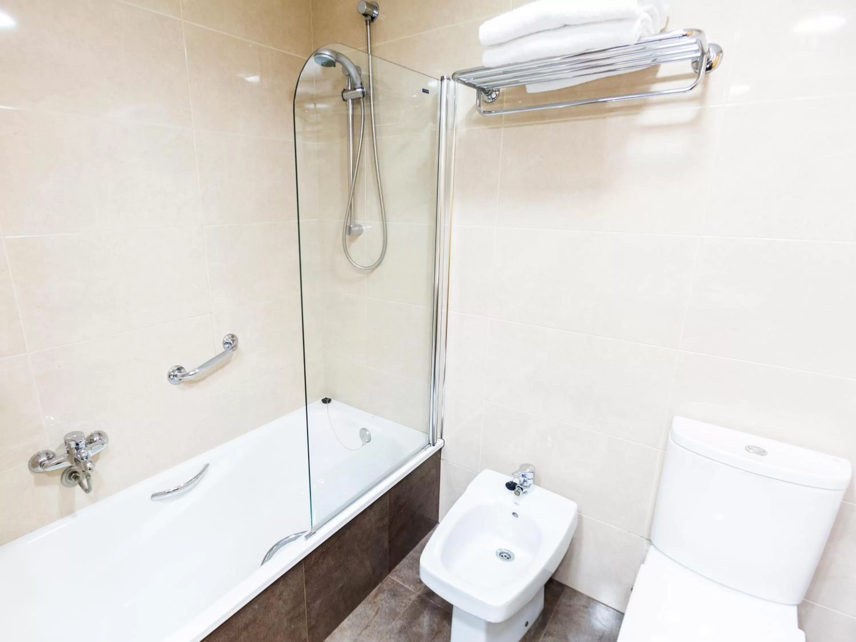 Bathroom in Hotel Condes de Haro