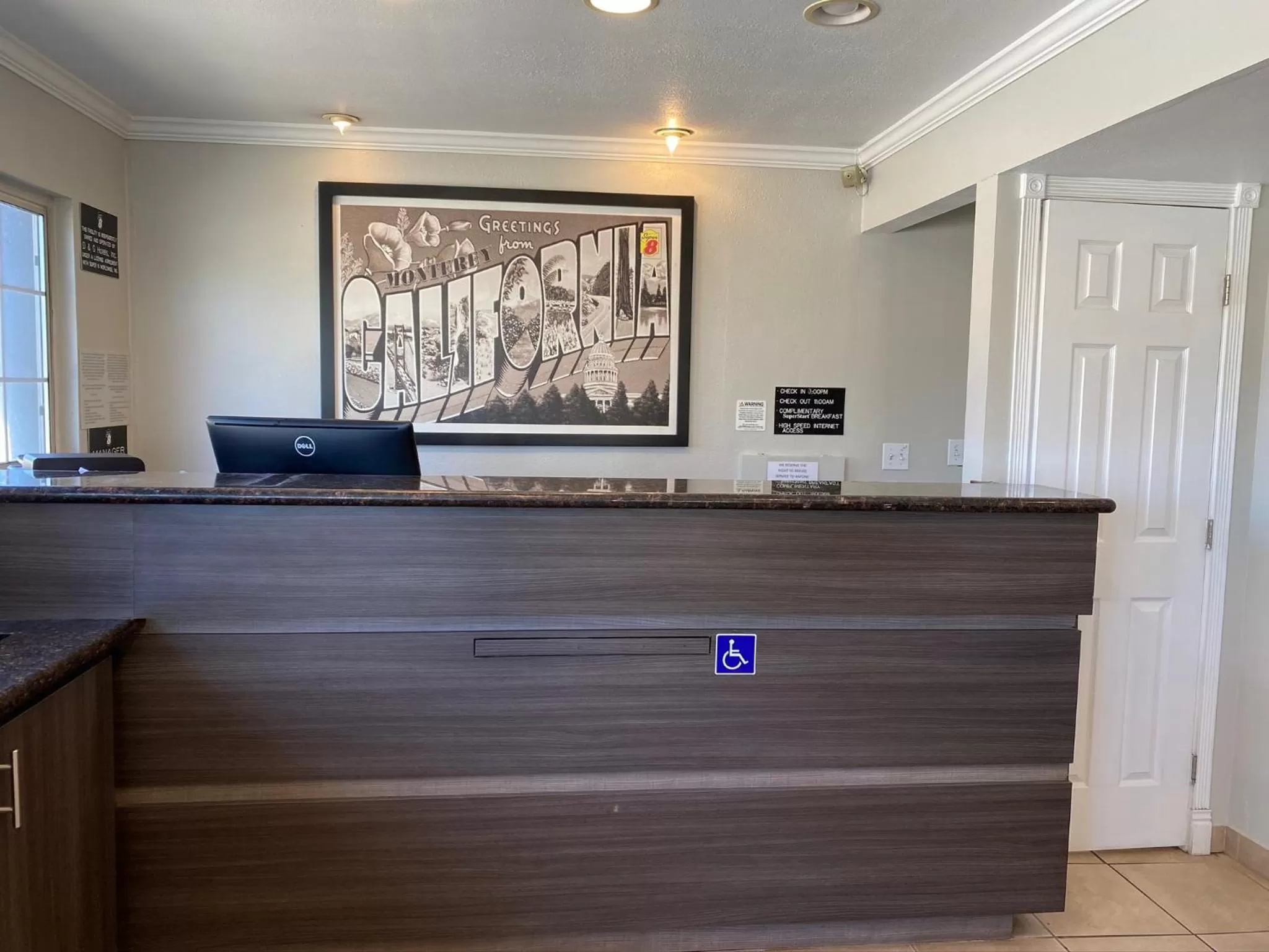 Lobby or reception in Super 8 by Wyndham Monterey