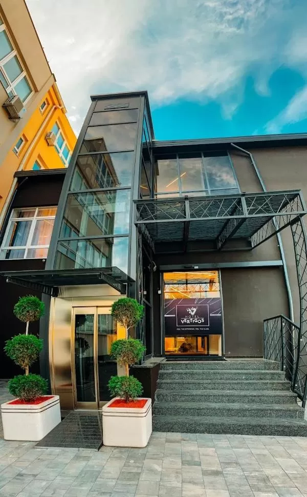 Property building in Hotel Vertigos