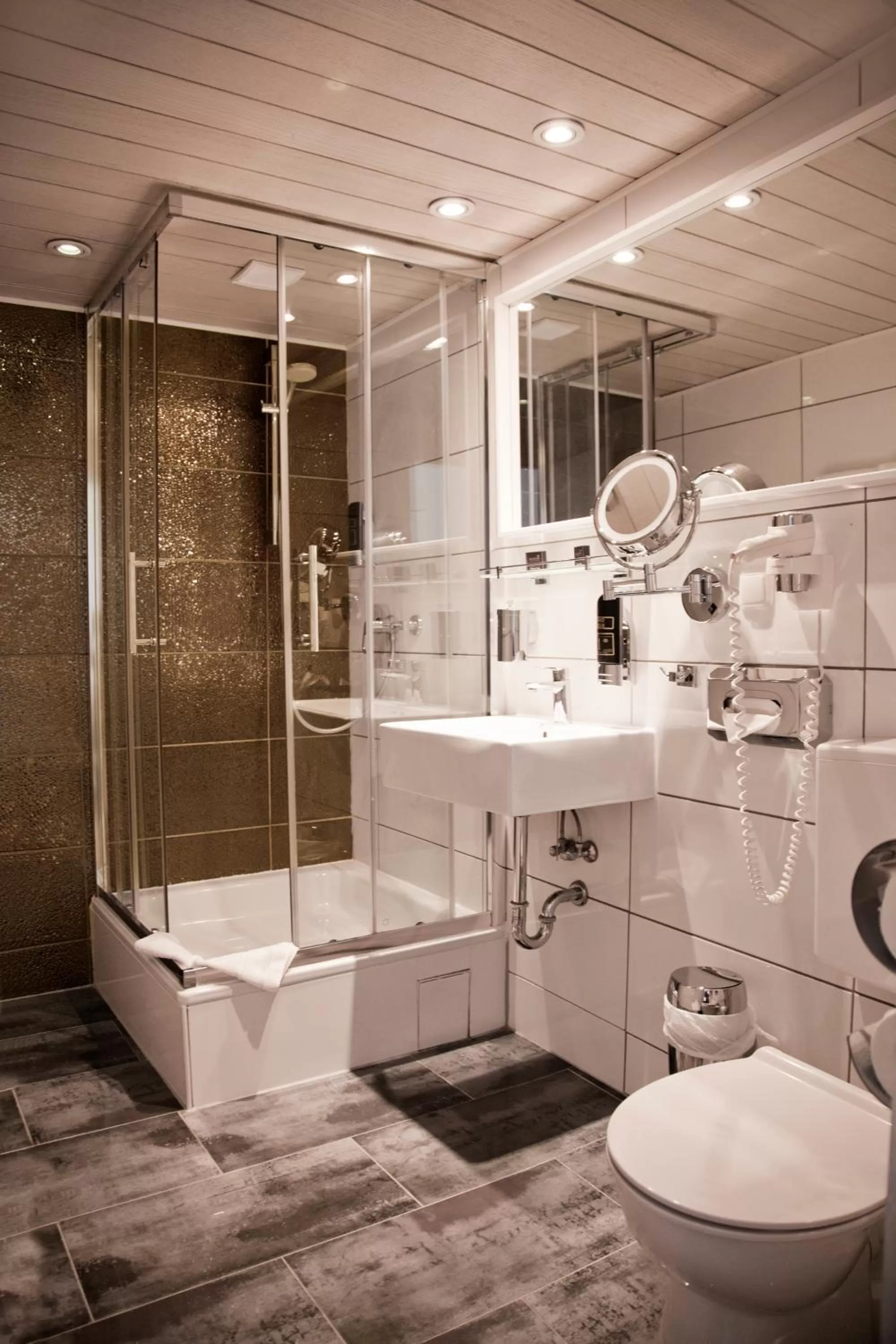 Bathroom in Les Nations