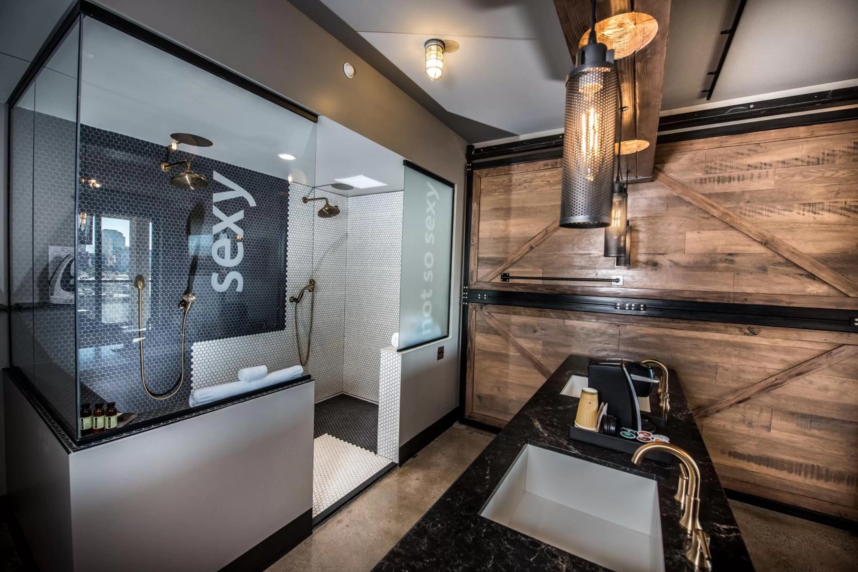 Shower in Found Re Phoenix