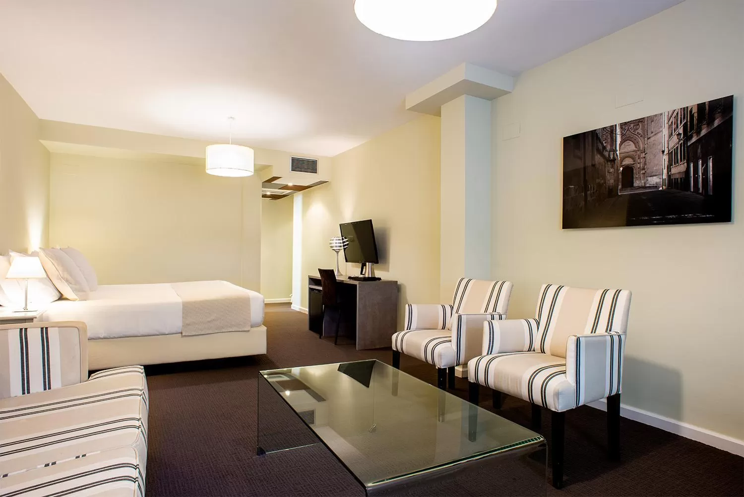 Bedroom, Bed in Ikonik Plaza Mercado