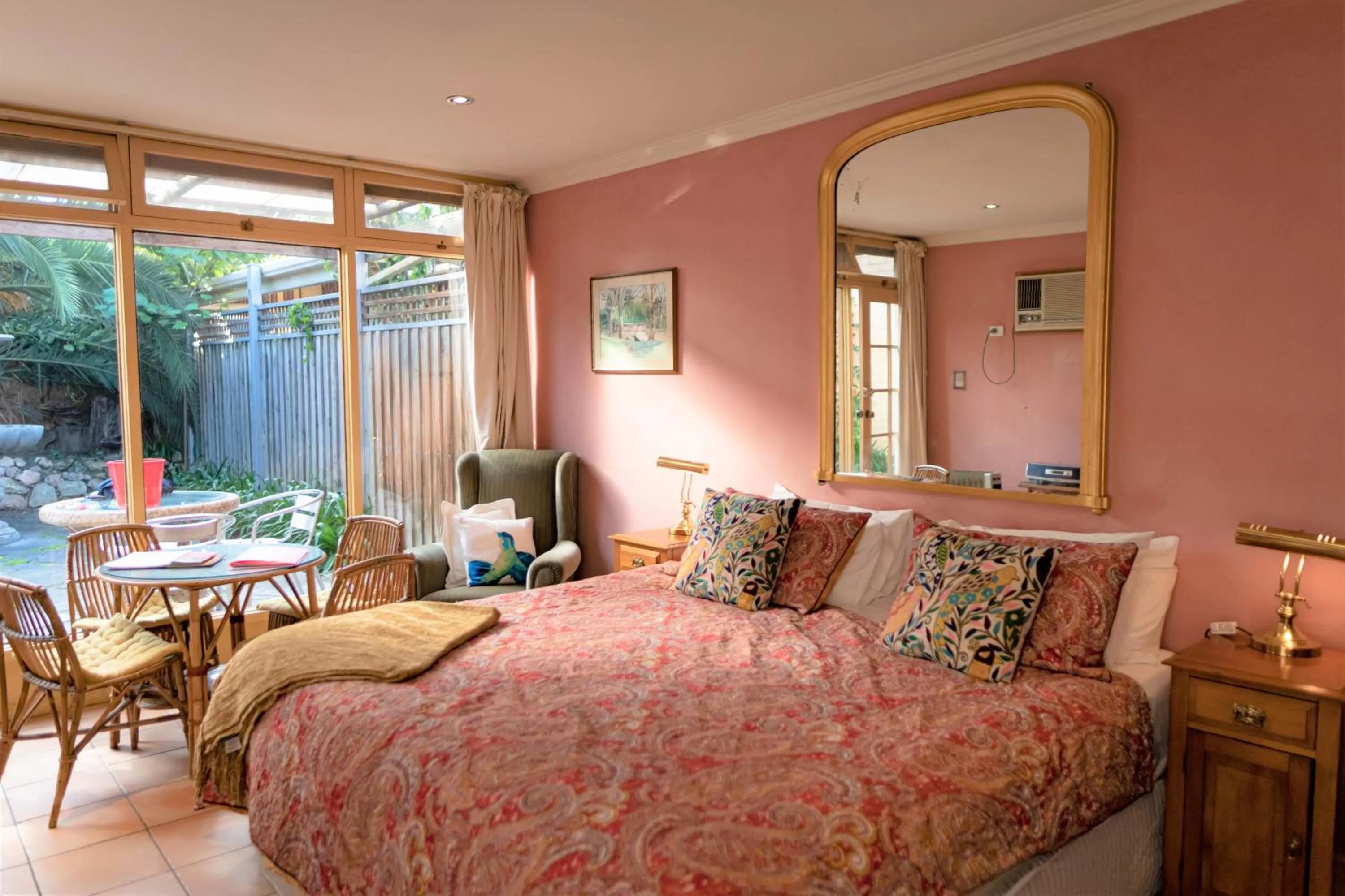 North Adelaide Heritage Cottages & Apartments