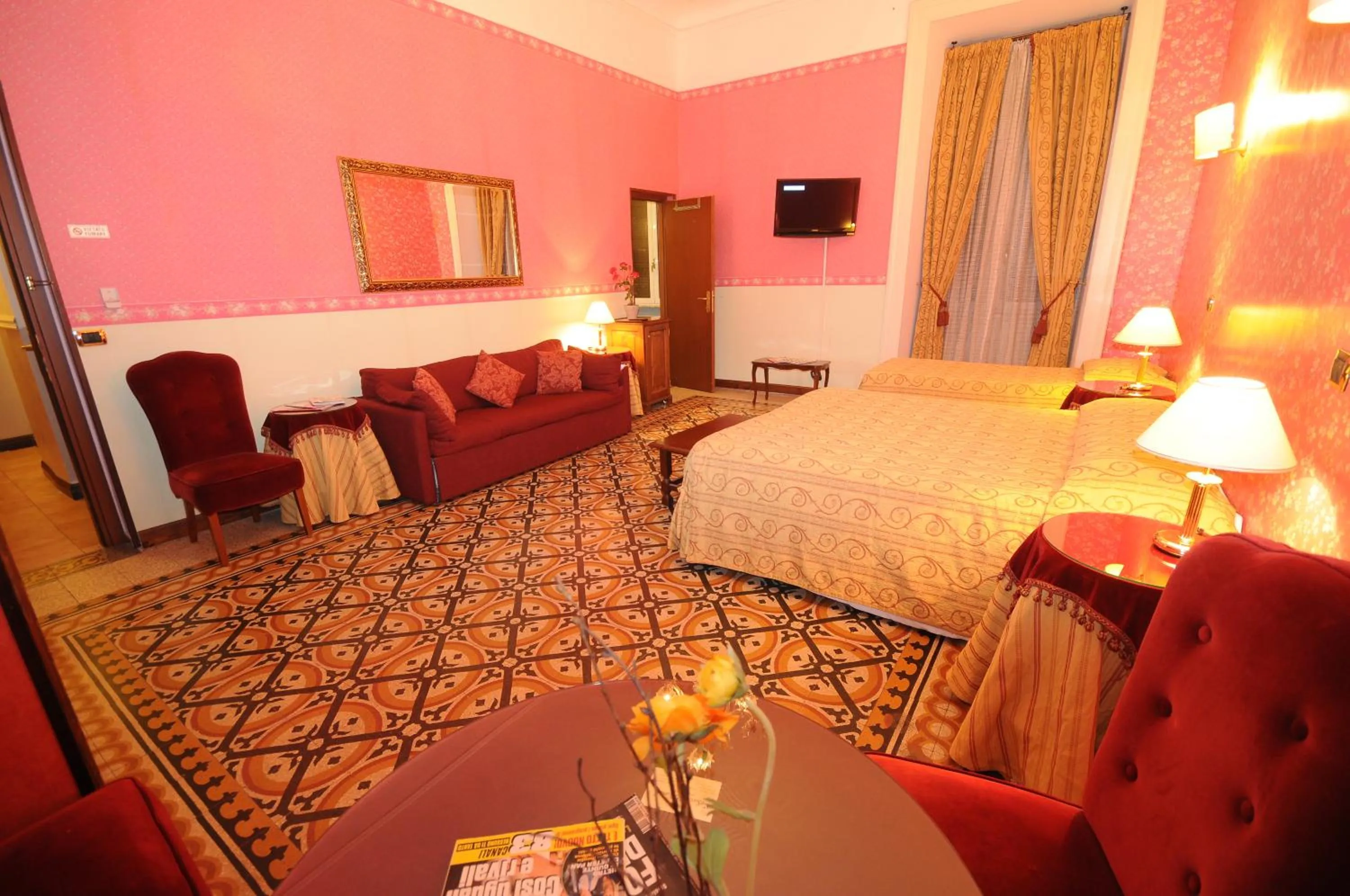 Photo of the whole room, Bed in Hotel Sweet Home