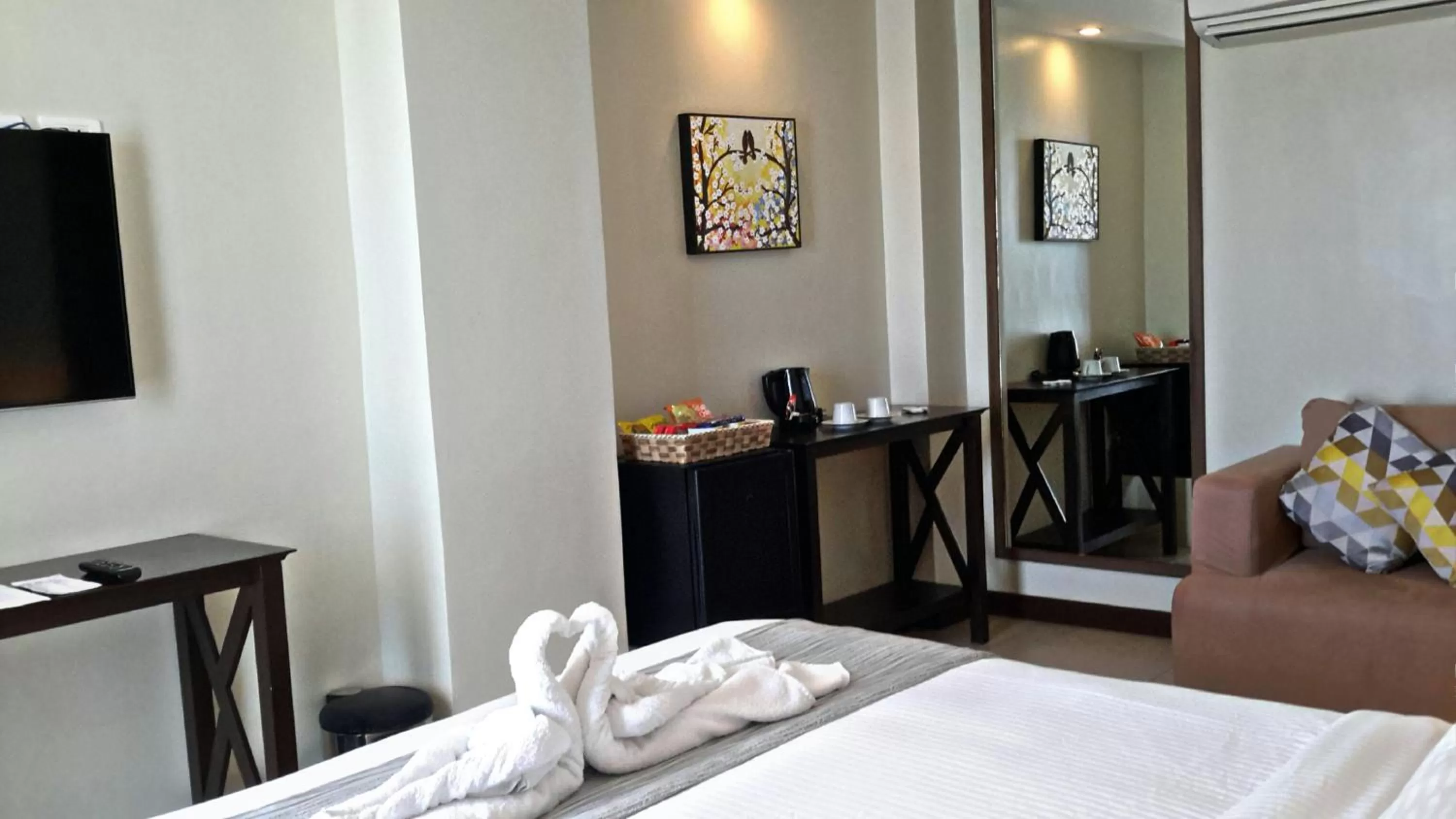 Food and drinks, Bed in Belian Hotel