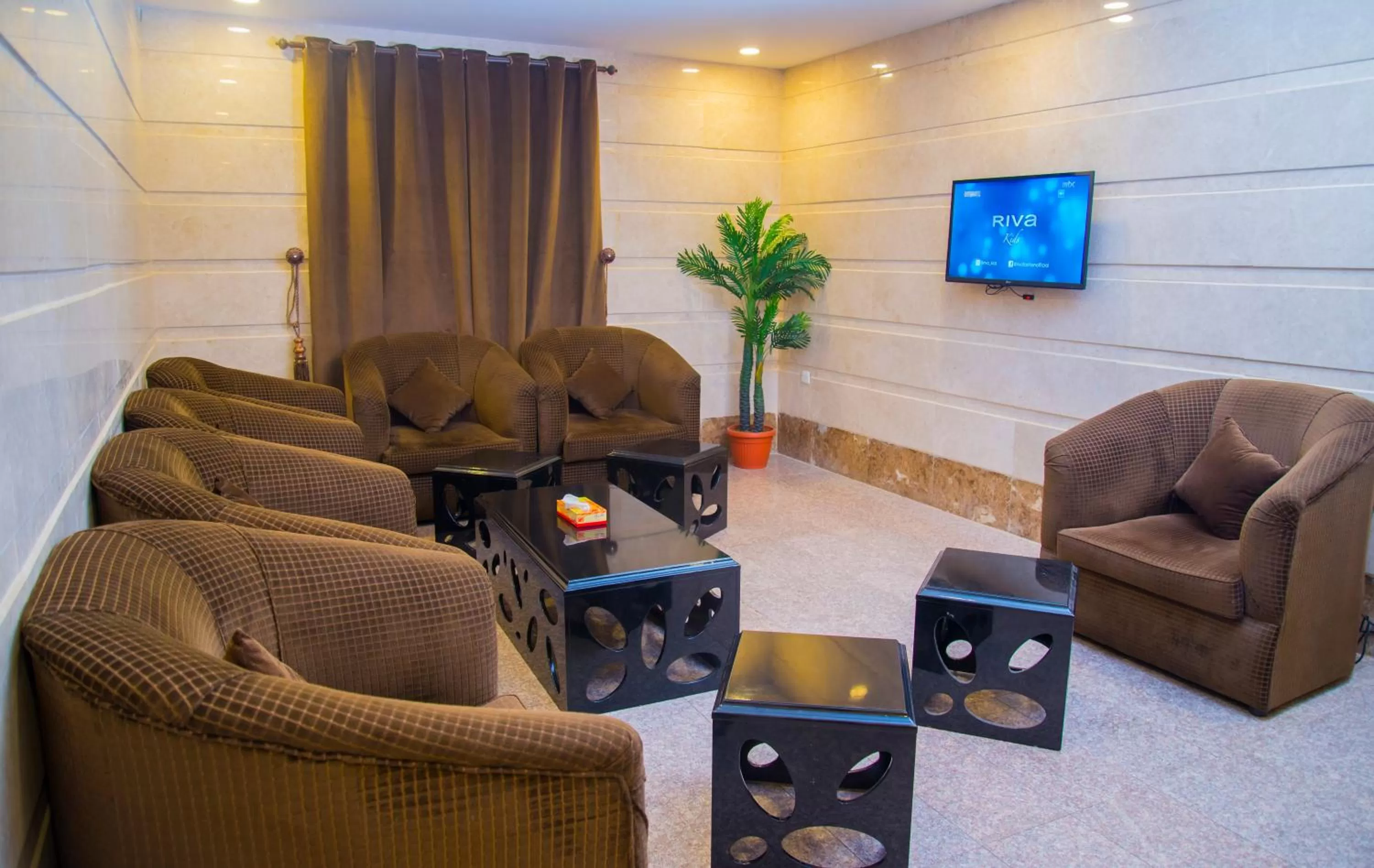 Facade/entrance, Seating Area in Shams Suites Furnished Units