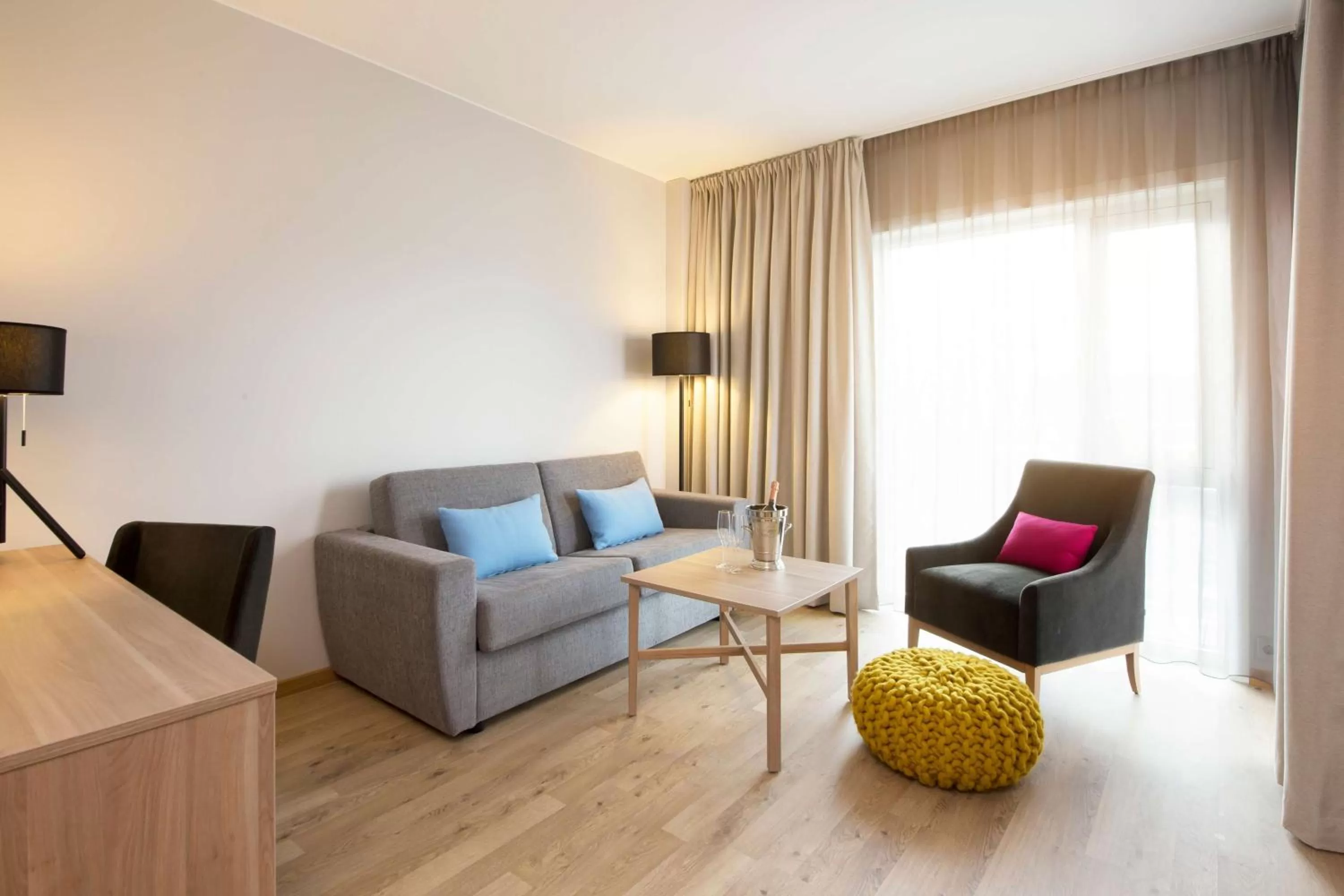 Photo of the whole room in Thon Partner Elgstua Hotel