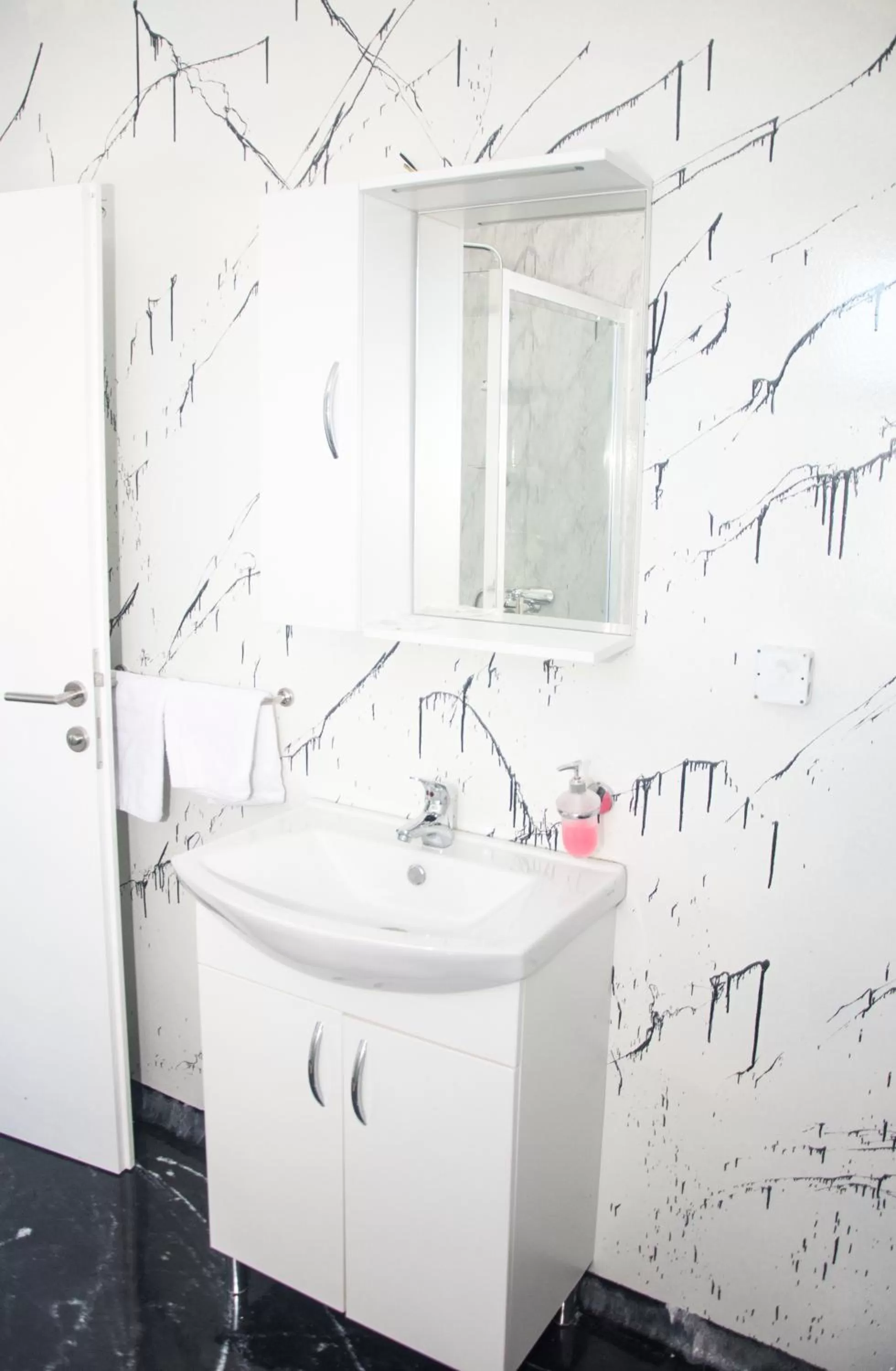 Bathroom in Motel Aura