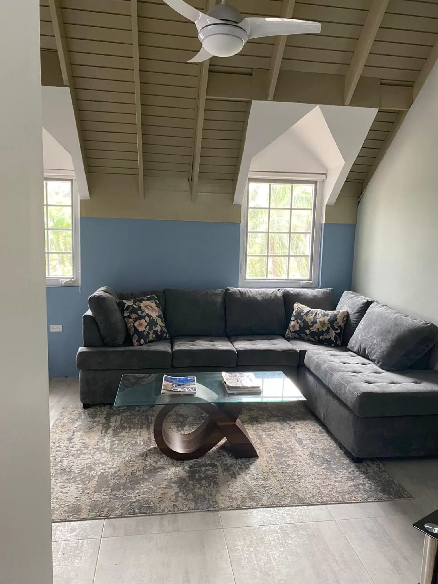 Living room in Seacastles by the beach/pool