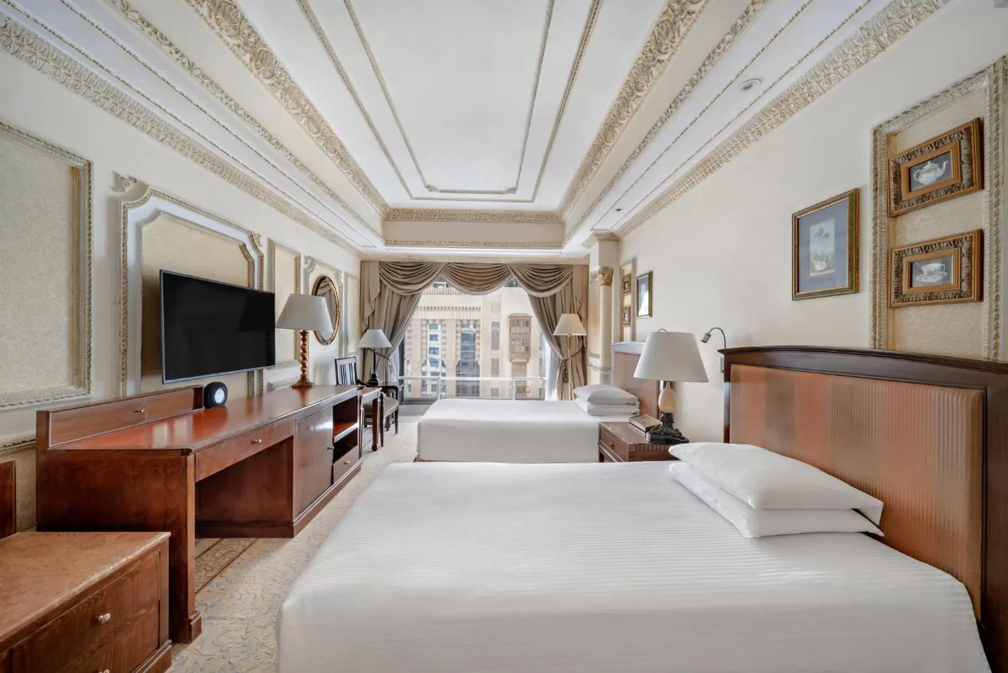 Classic Twin Room with City View - Club Floor in InterContinental Dar Al Tawhid Makkah by IHG Classic Twin Room with City View - Club Floor in InterContinental Dar Al Tawhid Makkah by IHG