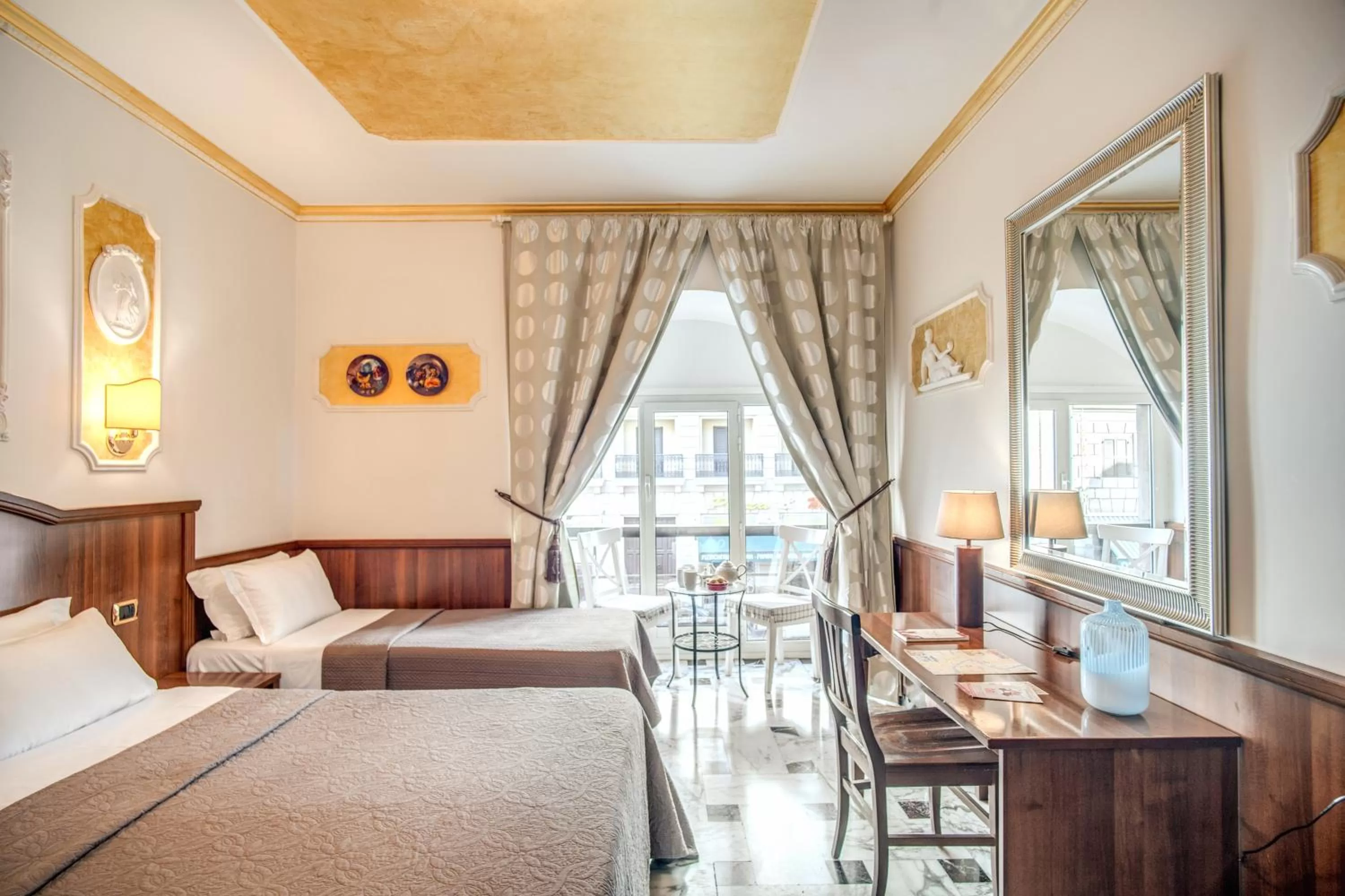 Bedroom, Bed in Nakissa Inn