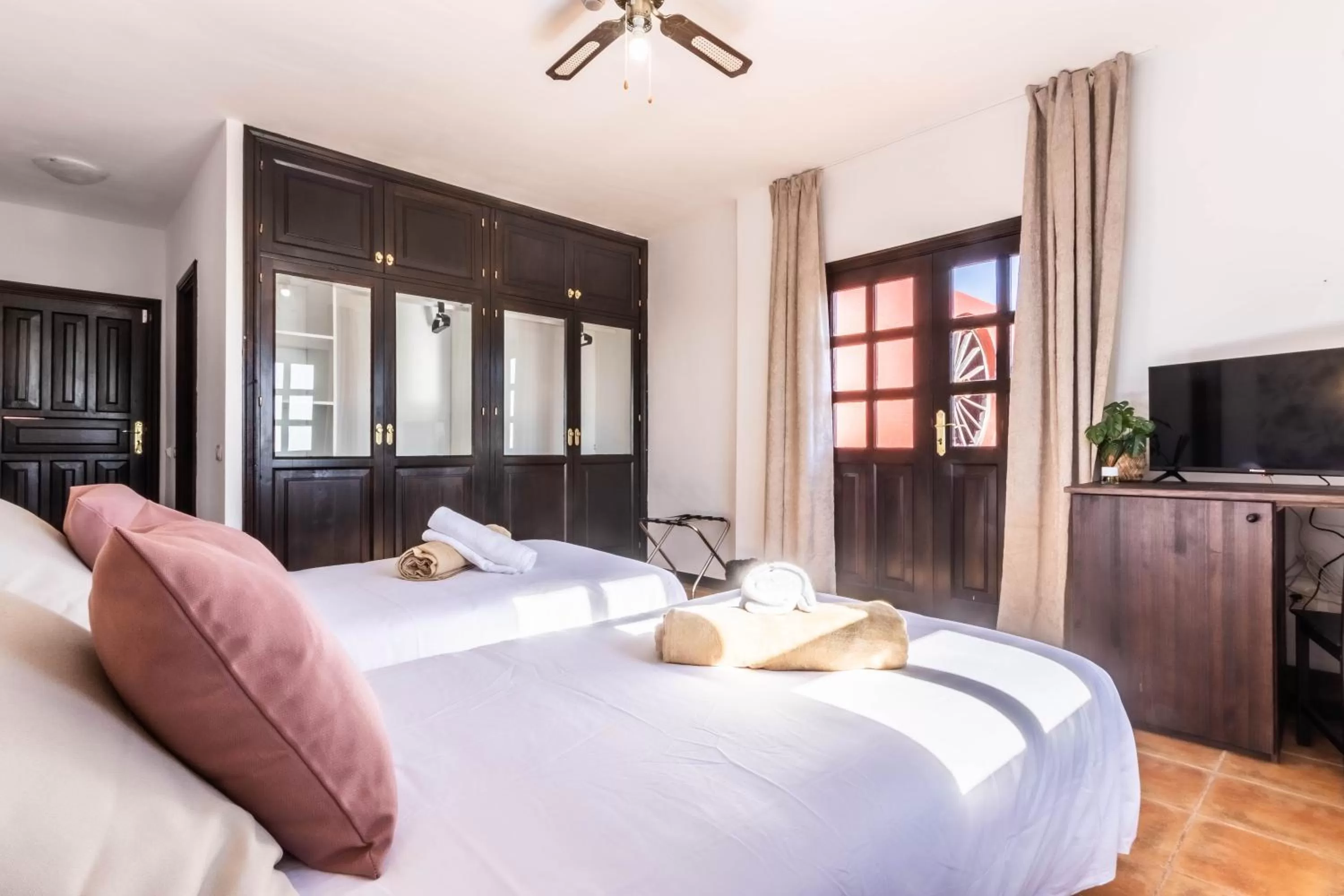 Bed in Hotel Ecolife Tenerife