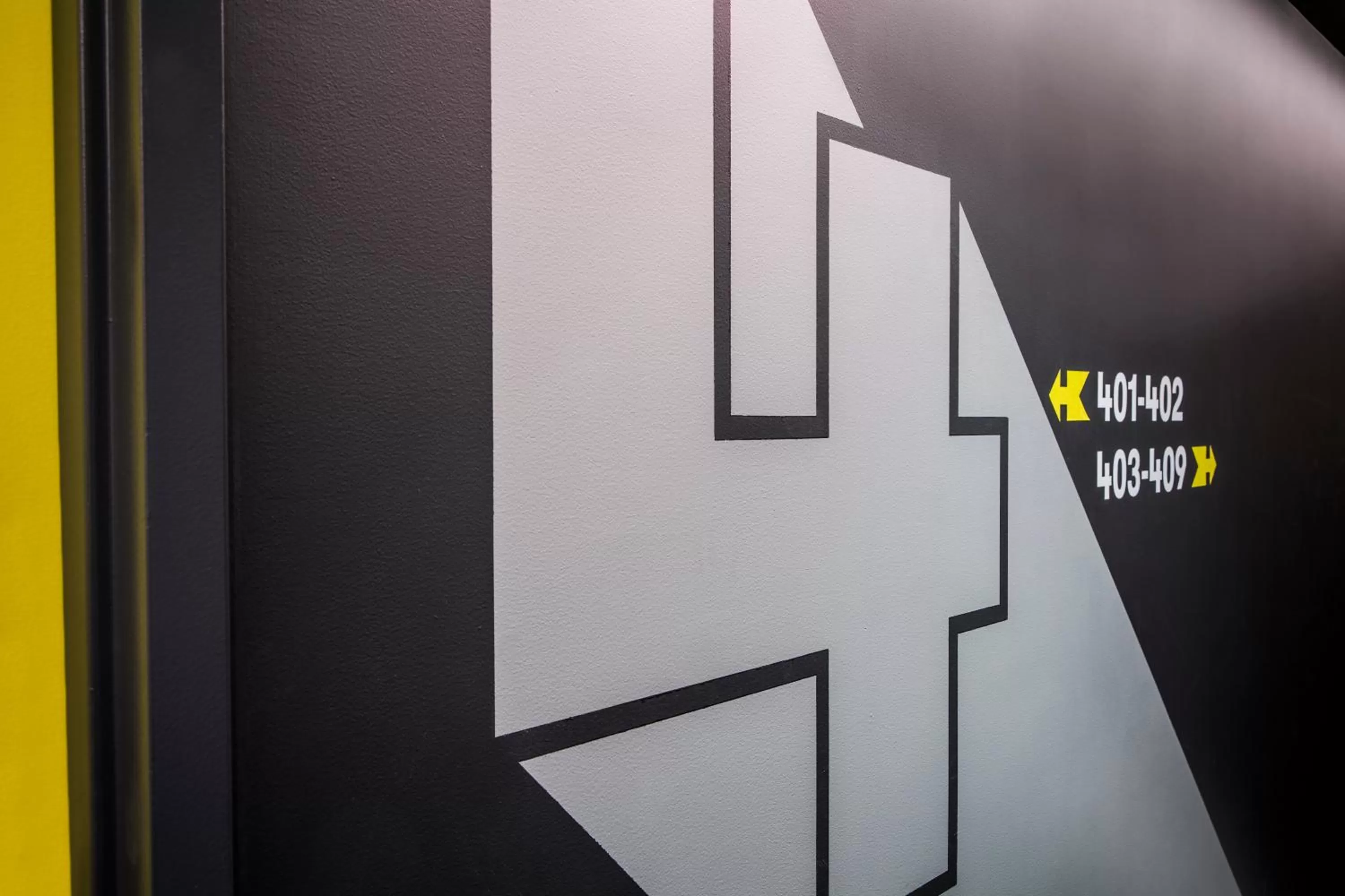 Logo/Certificate/Sign in Hotel Shocard Broadway, Times Square