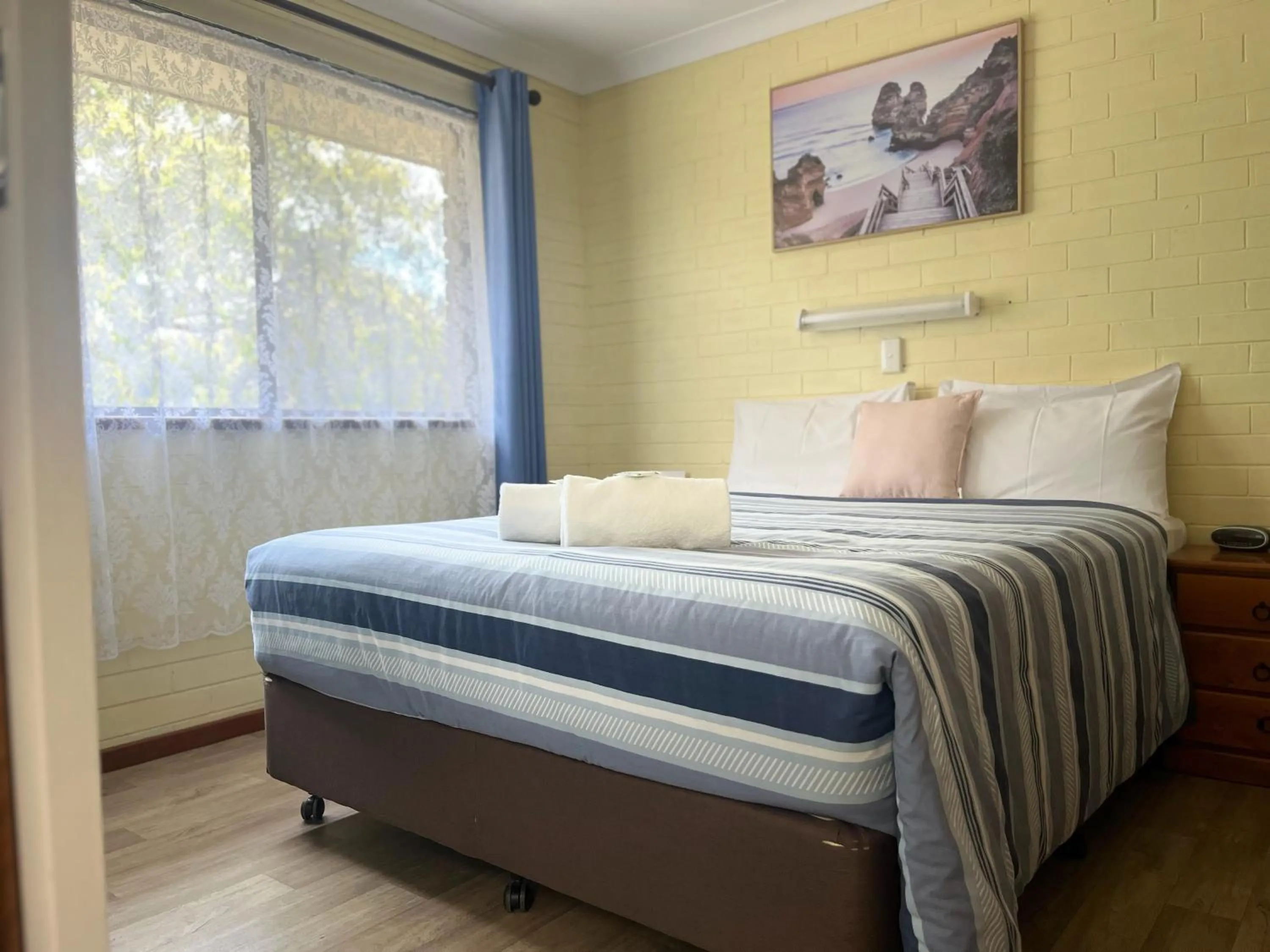 Bedroom, Bed in Emu Beach Chalets