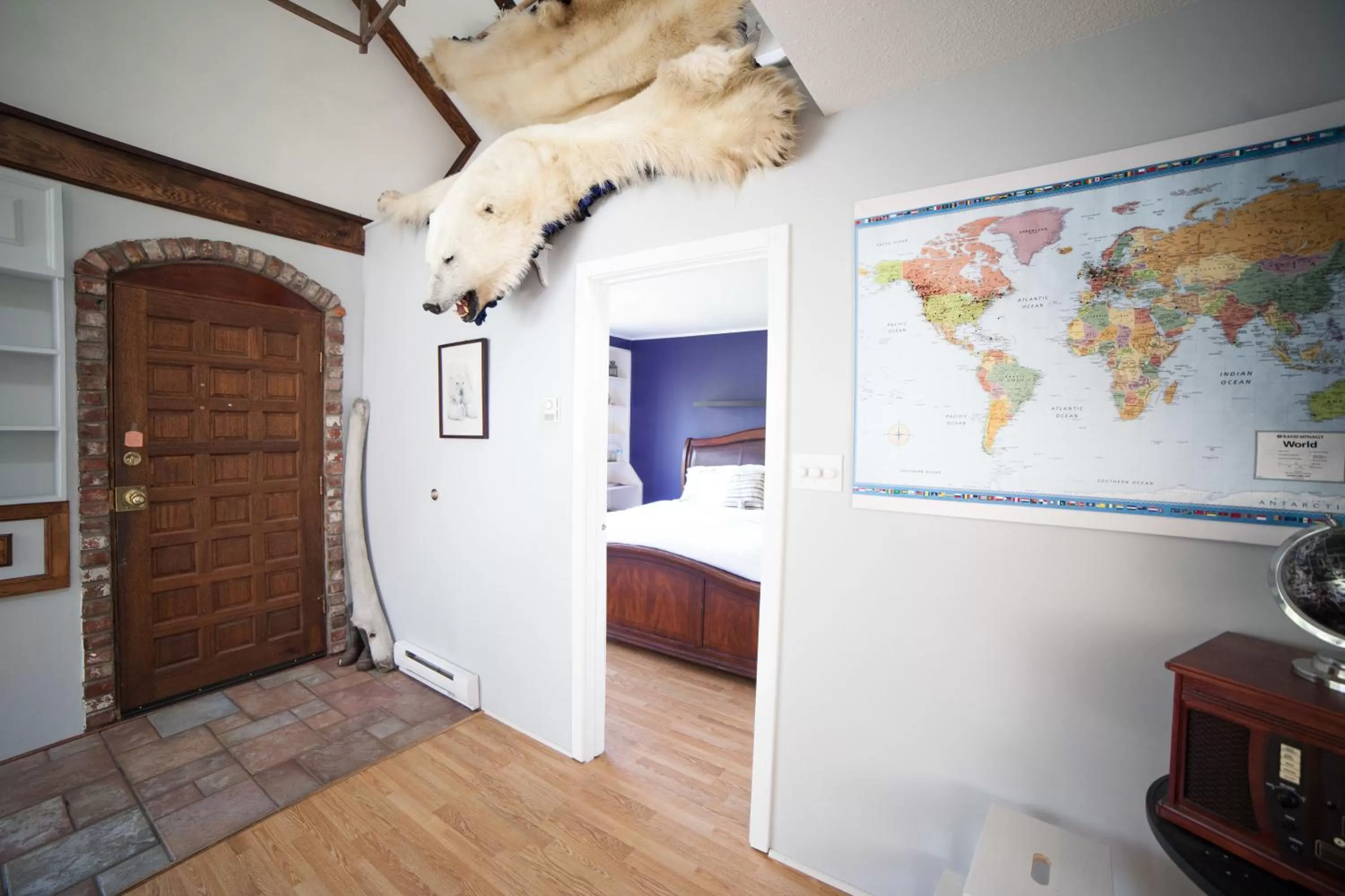 Living room, Bunk Bed in Tall Trees Bed & Breakfast