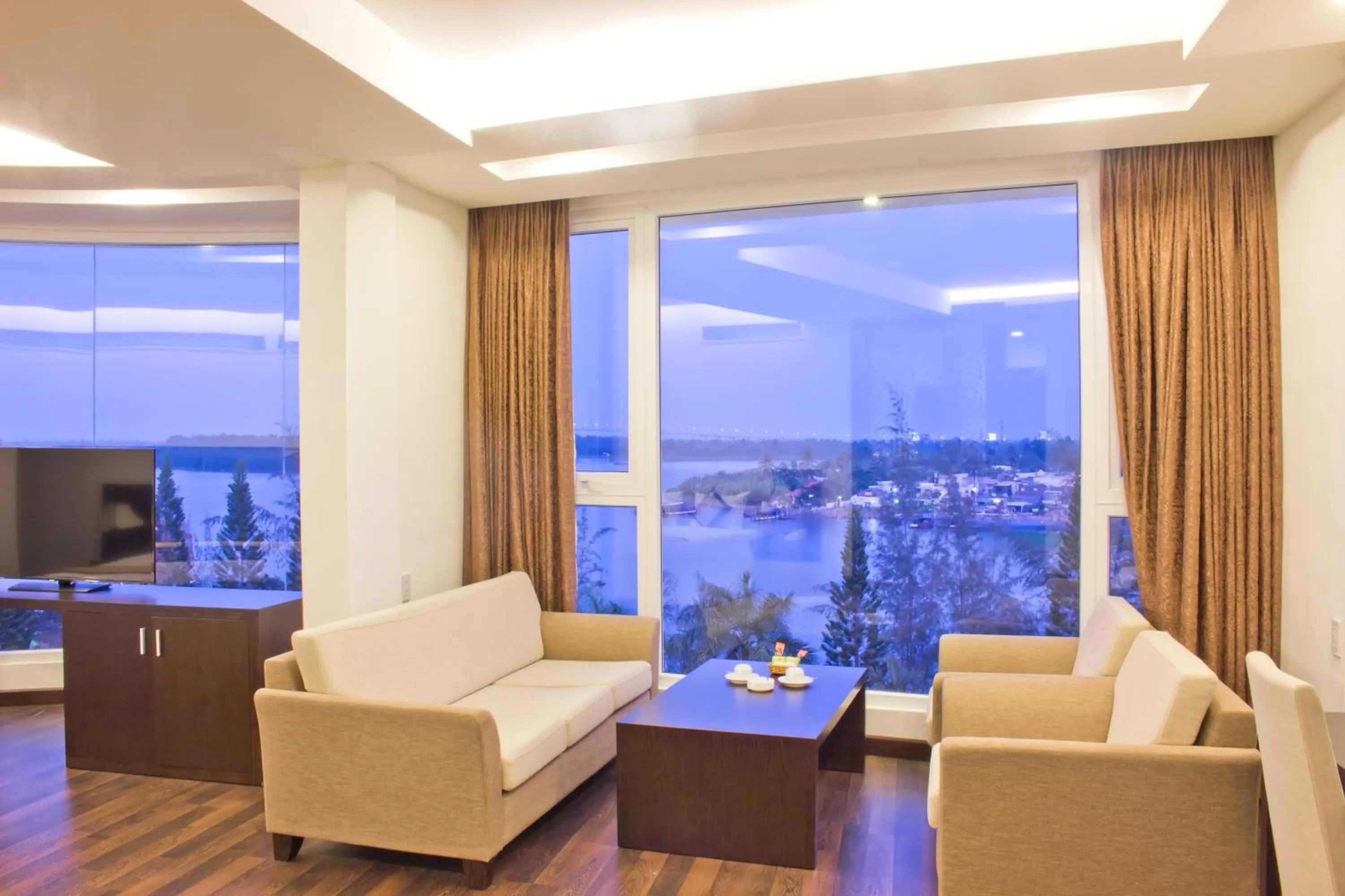 River view in International Hotel