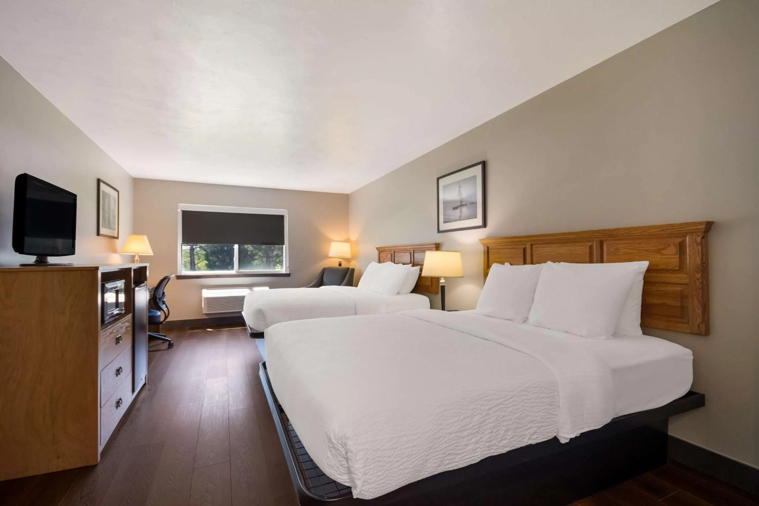 Bedroom, Bed in SureStay Plus Hotel by Best Western Rexburg
