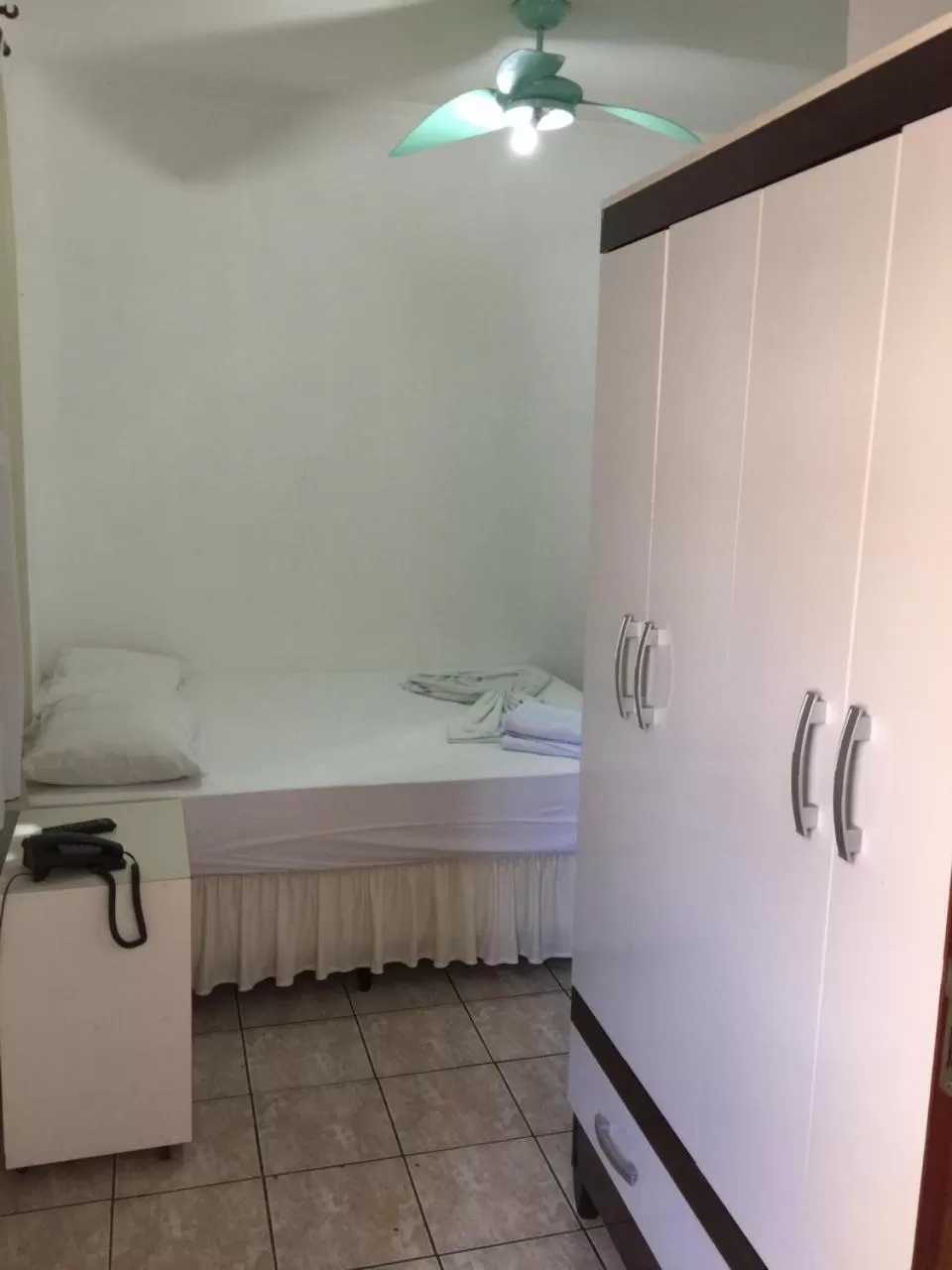 Bed, Bathroom in Hotel Central de Anápolis