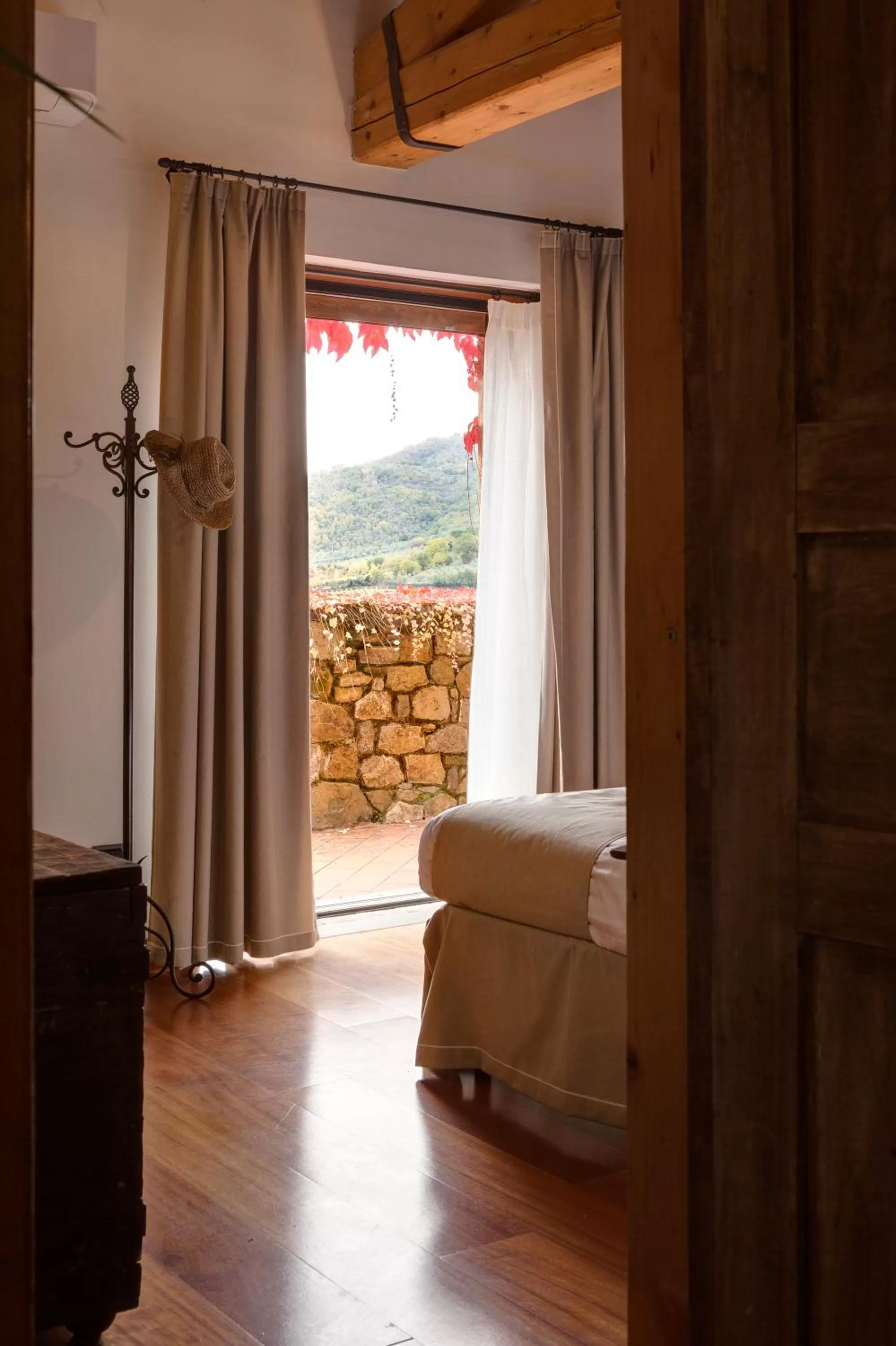 Mountain view, Bed in Terre di Baccio