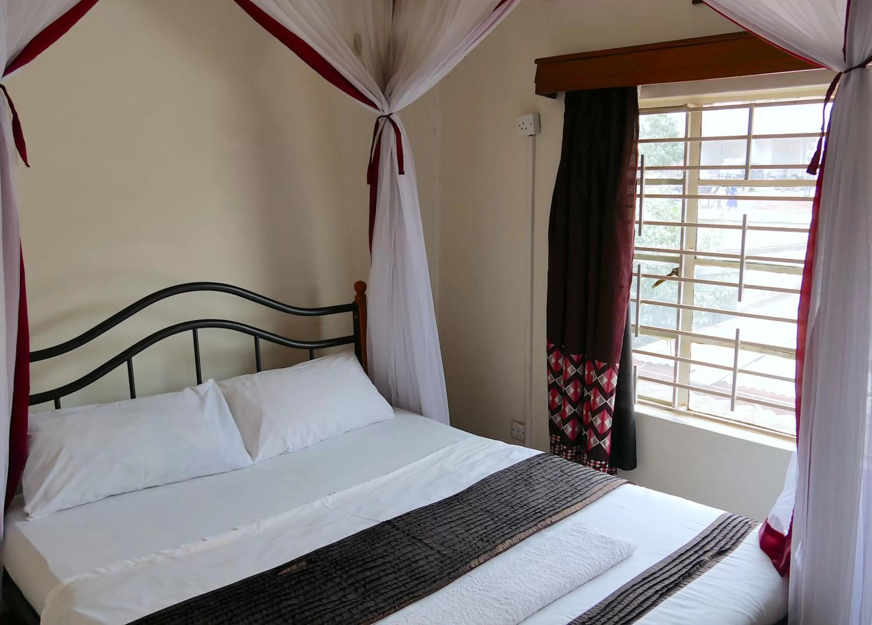 Bedroom, Bed in Hotel Acacia City