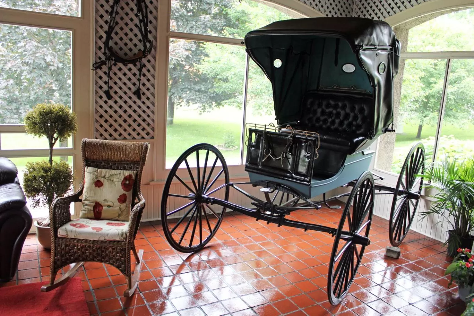 Balcony/Terrace in Grey Gables Inn