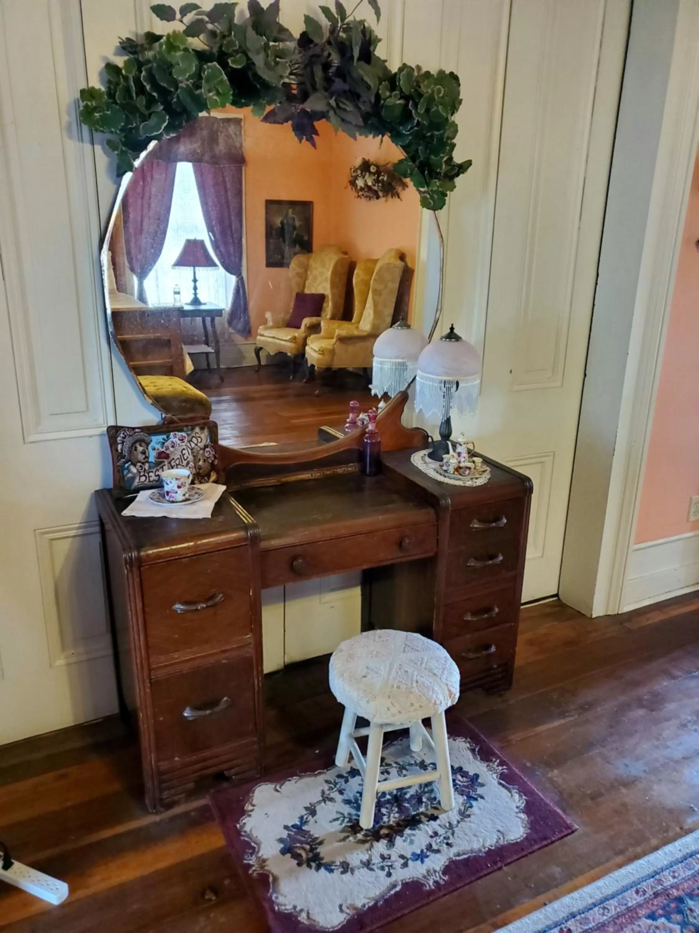 Decorative detail in Hall Place B&B