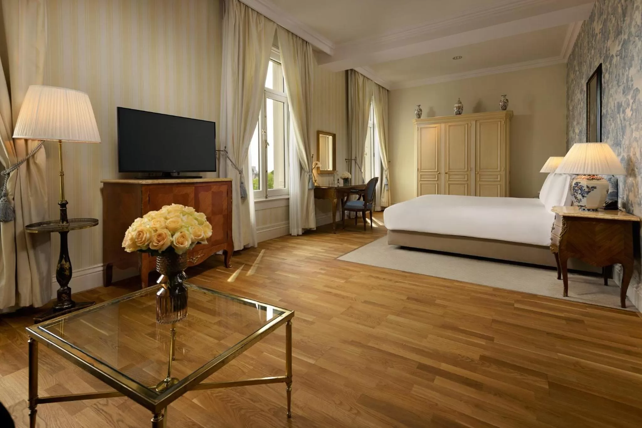 Photo of the whole room, Bed in InterContinental Amstel Amsterdam by IHG