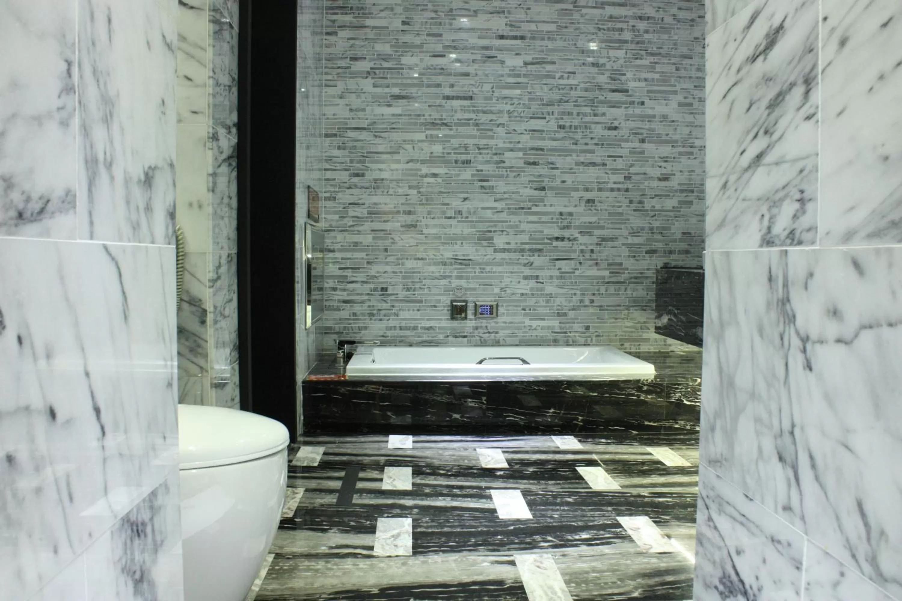 Bathroom in 冠月精品旅館-Puli Ease Hotel
