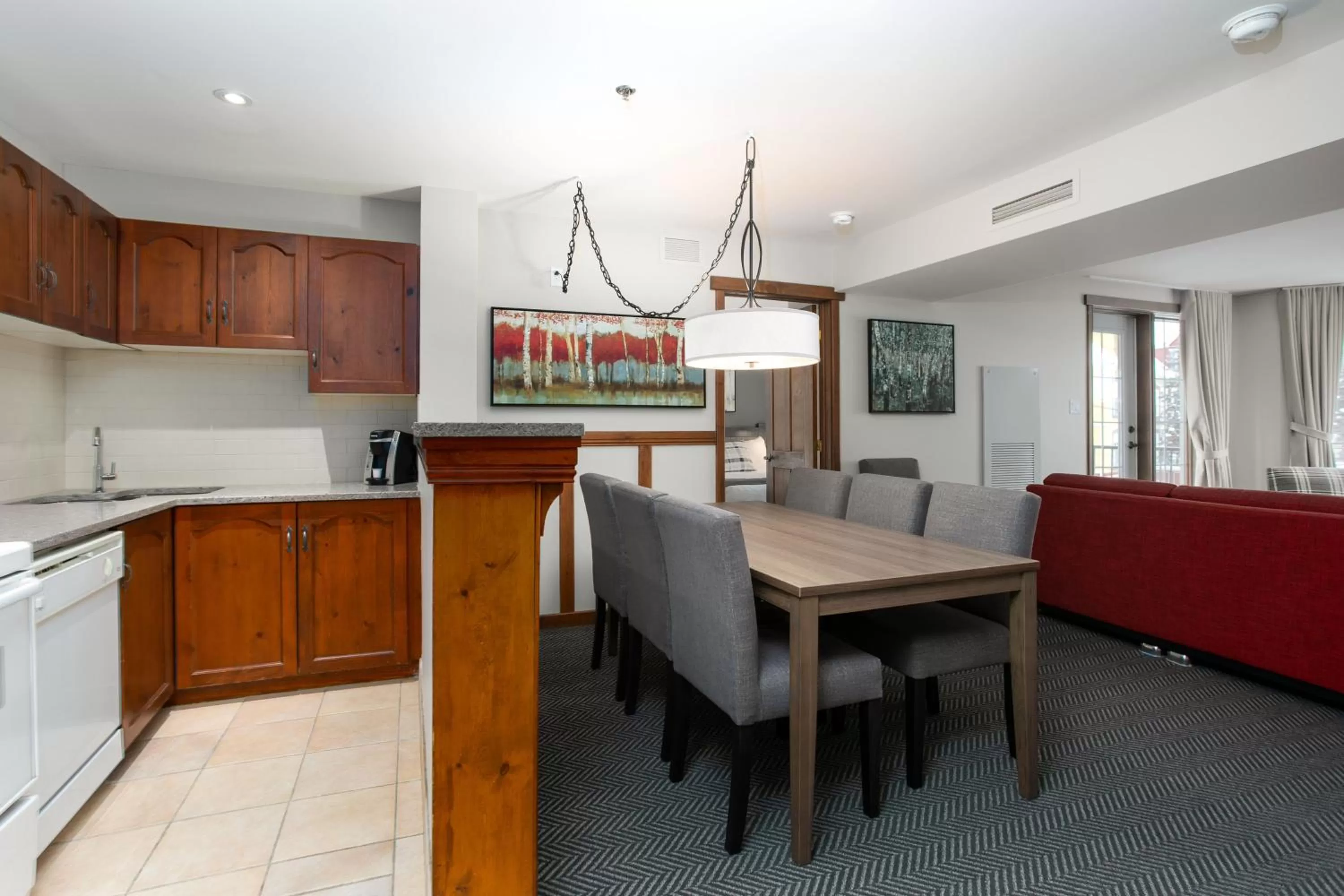 Dining area in Tour des Voyageurs