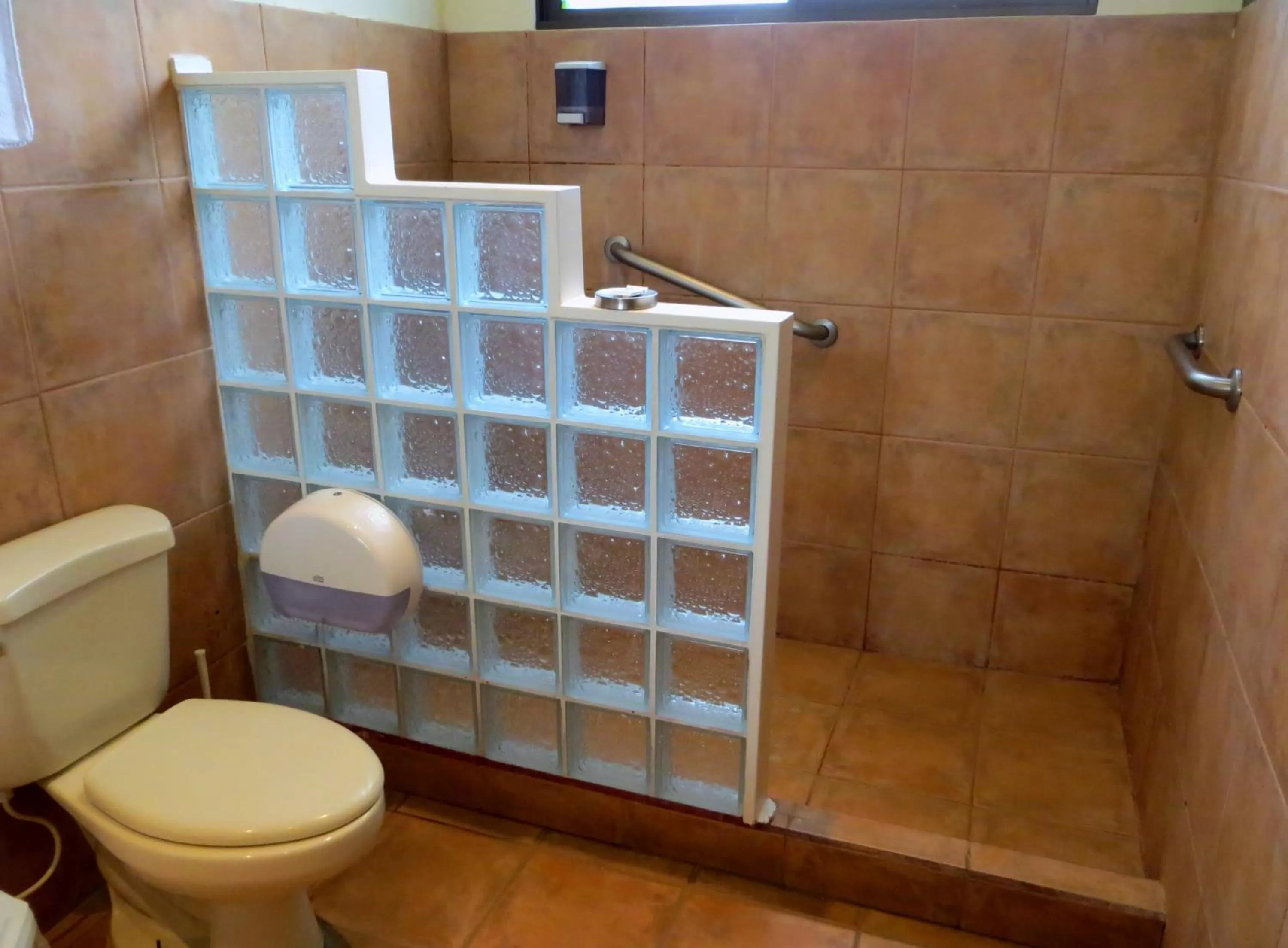 Bathroom in Pura Vida Hotel