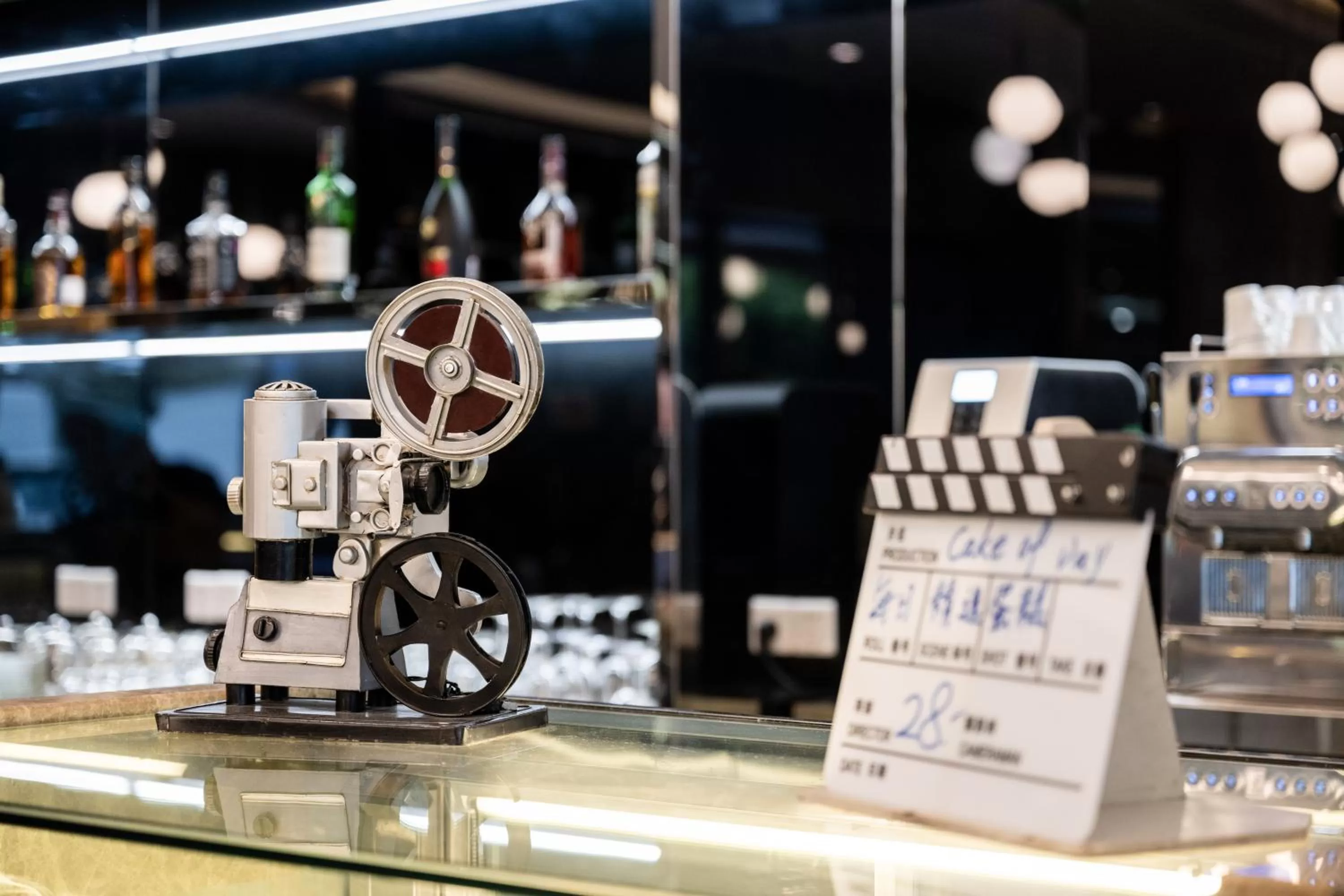 Restaurant/places to eat in Crowne Plaza Shanghai by IHG