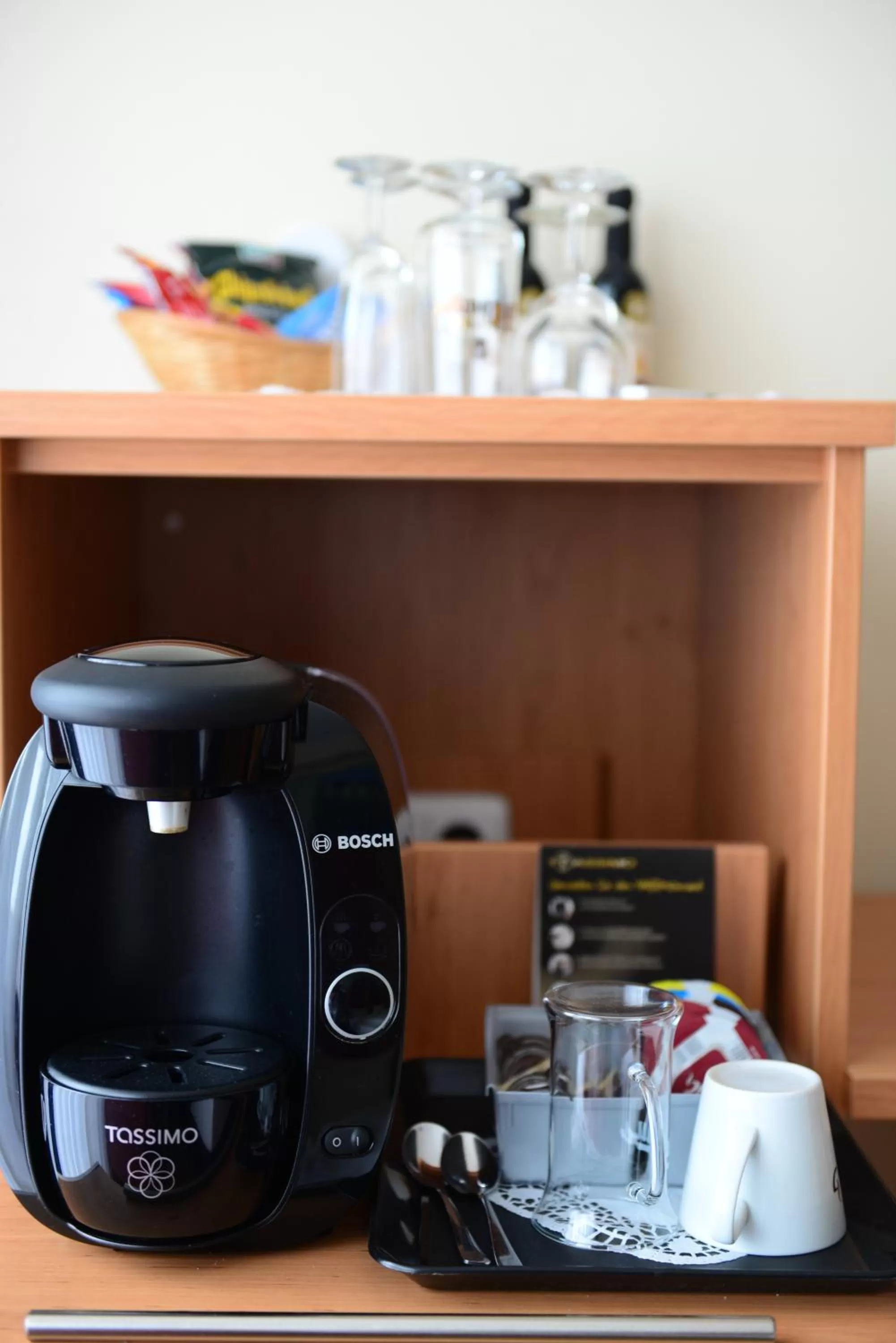 Coffee/tea facilities in Hotel National Düsseldorf (Superior)
