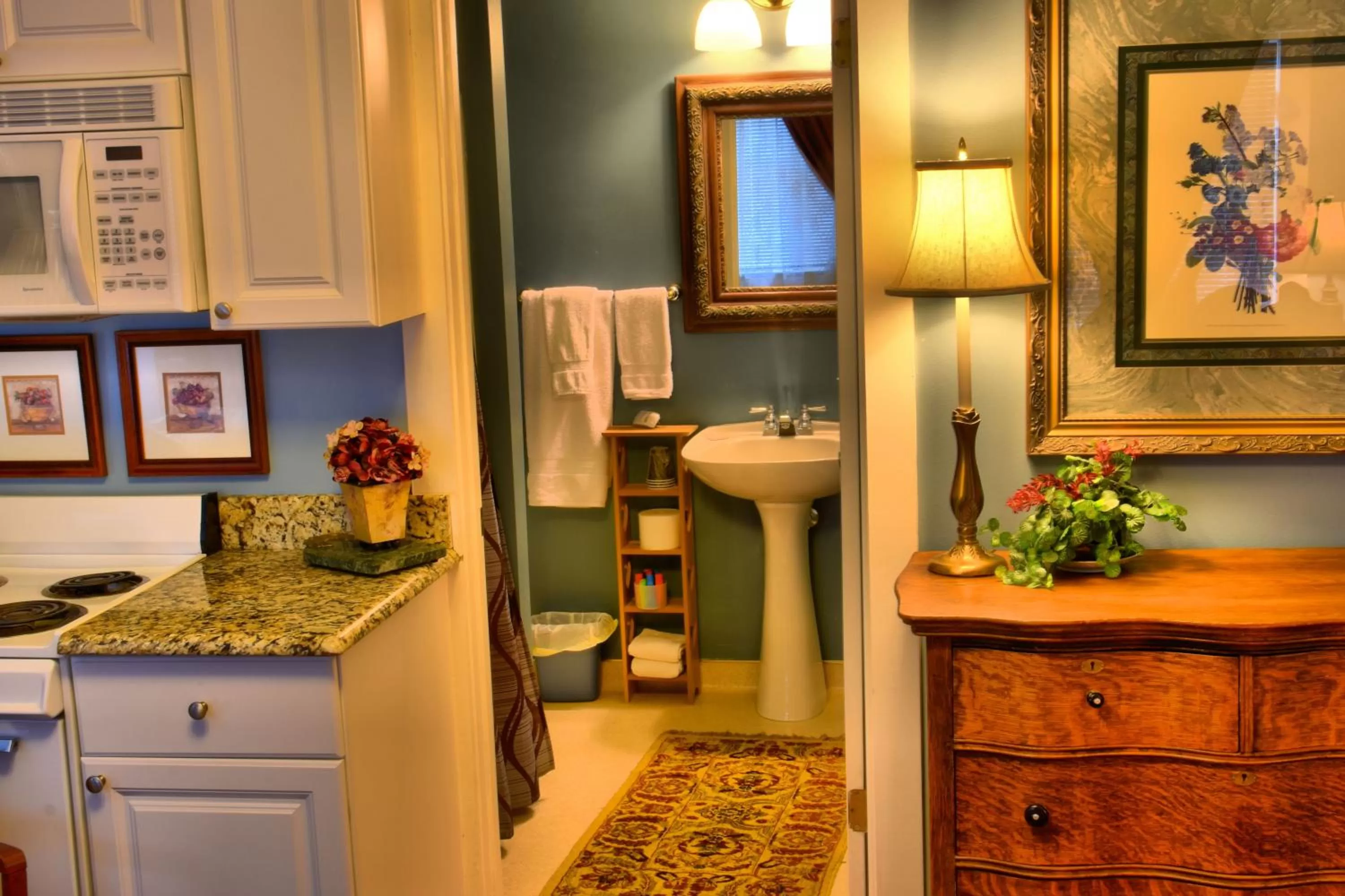 Bathroom in Bard's Inn