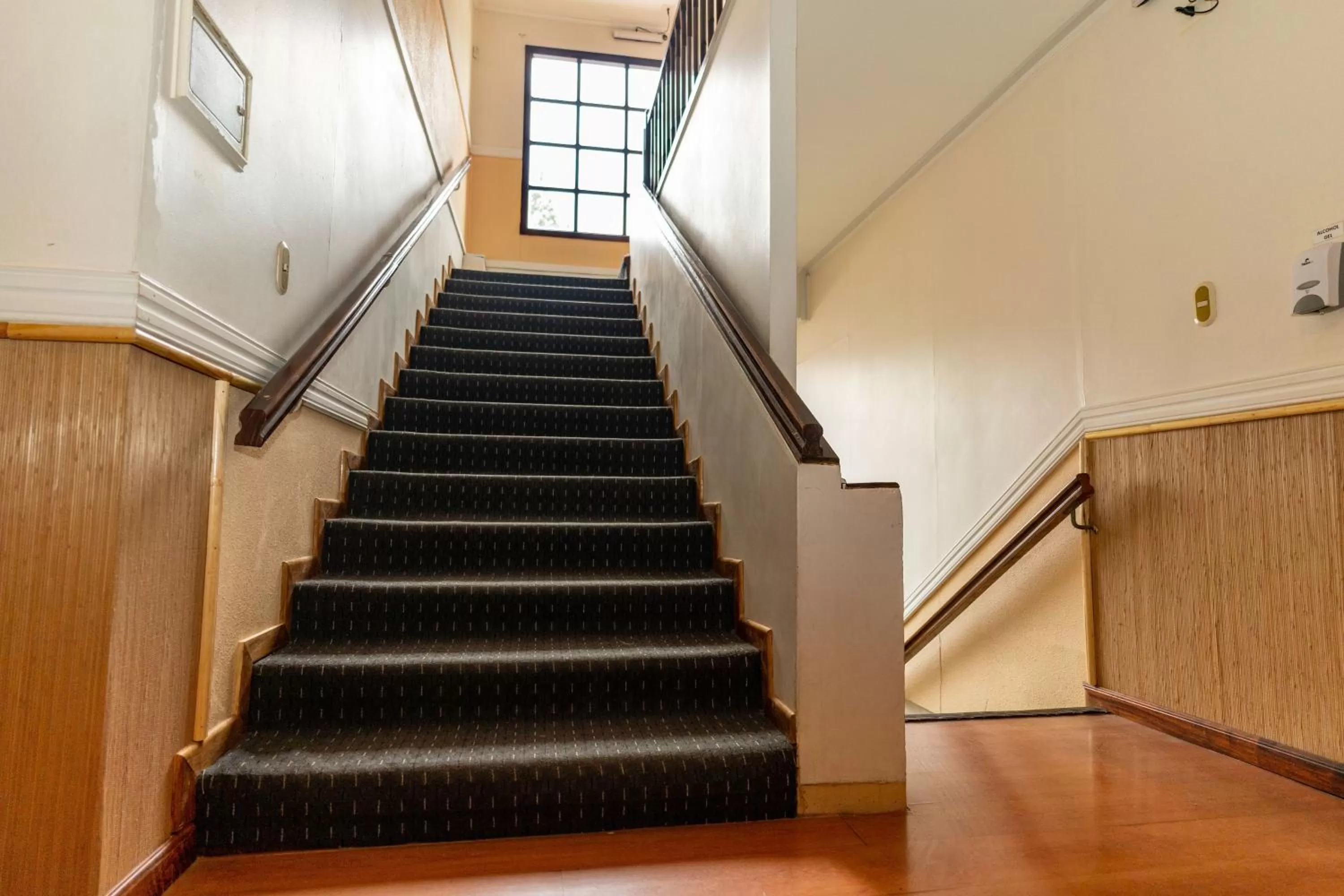 Area and facilities in Darwin Hotel