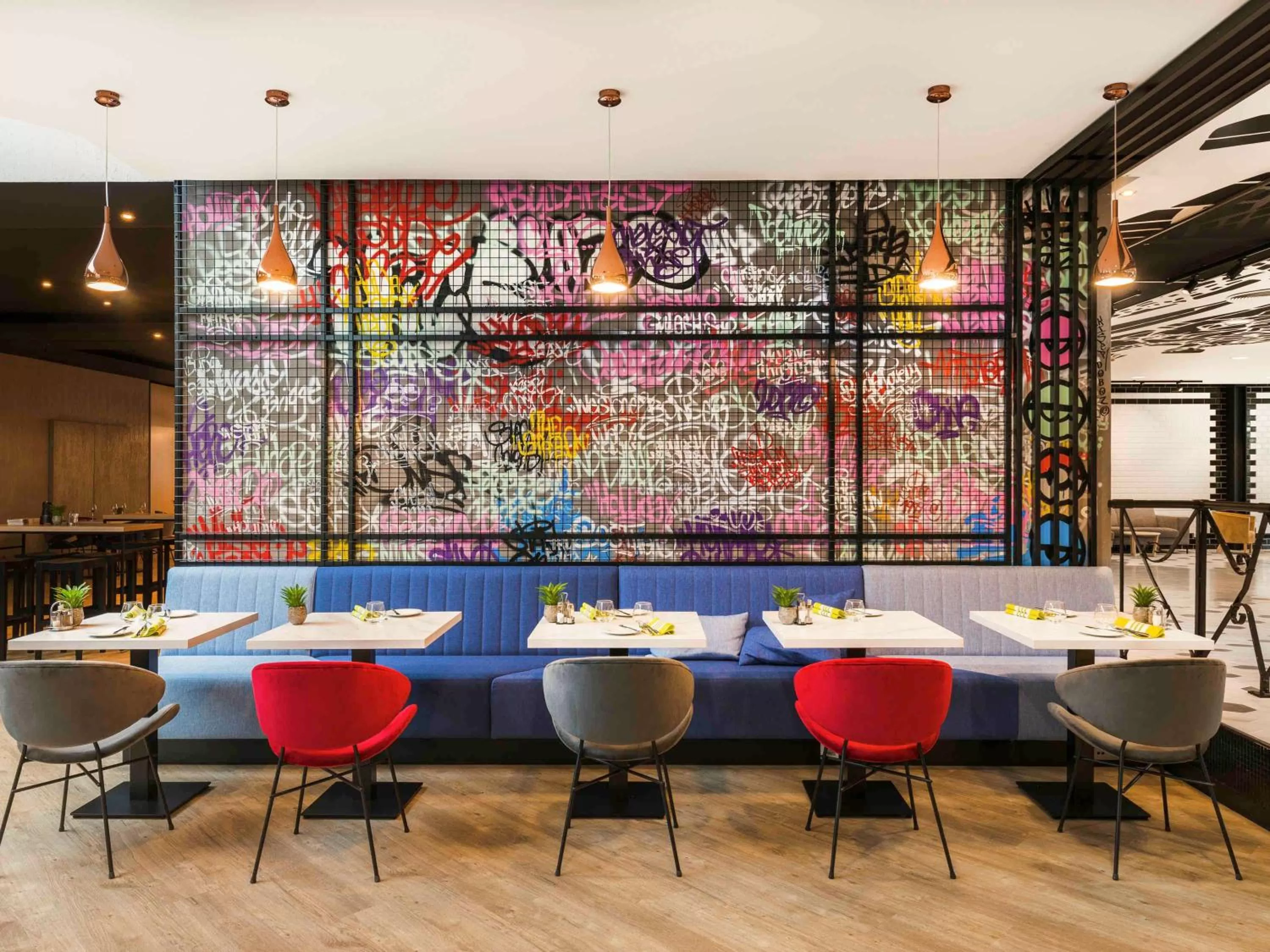 Restaurant/places to eat in ibis Budapest Castle Hill