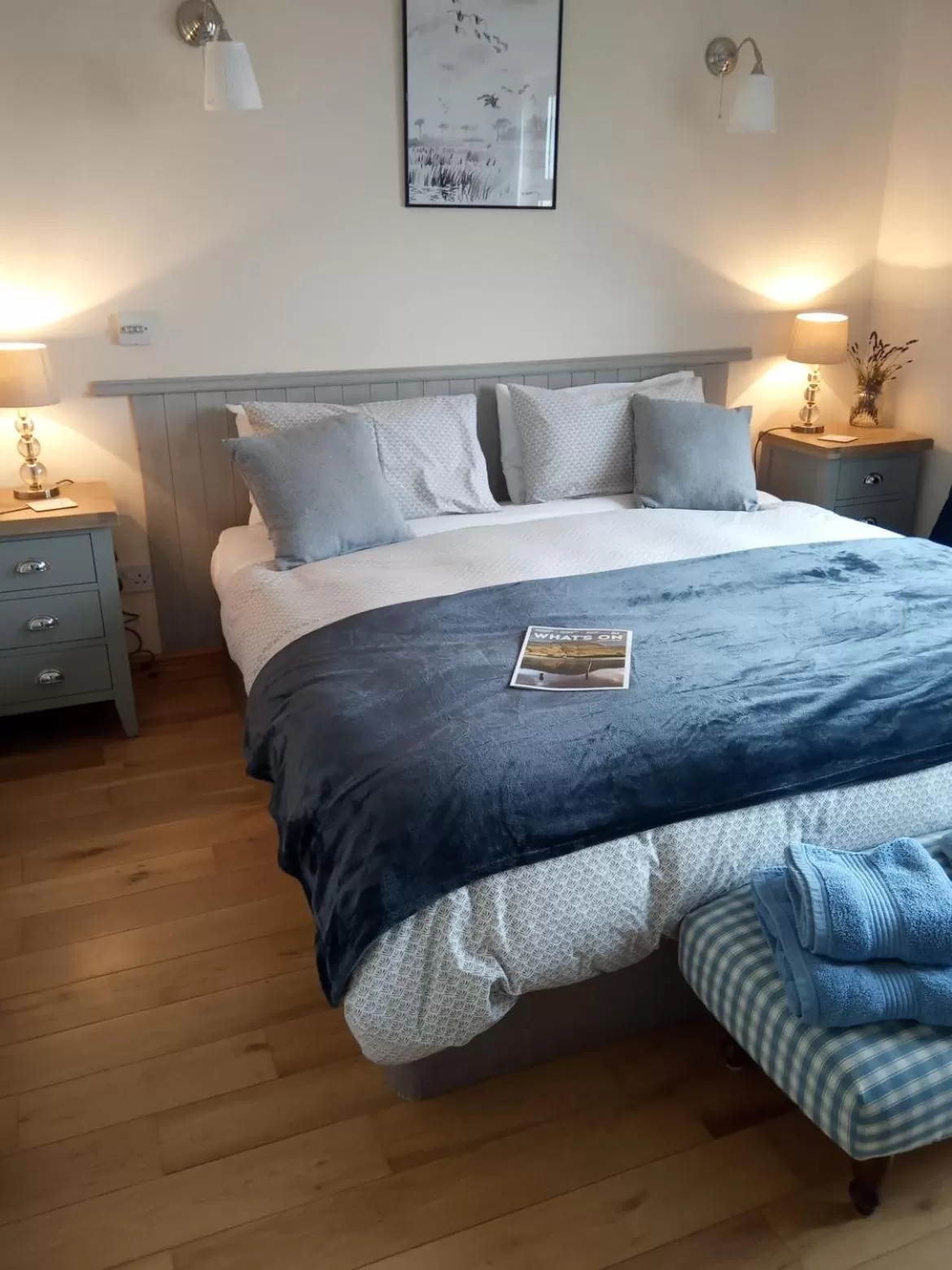 Bed in Clifden Bay Lodge