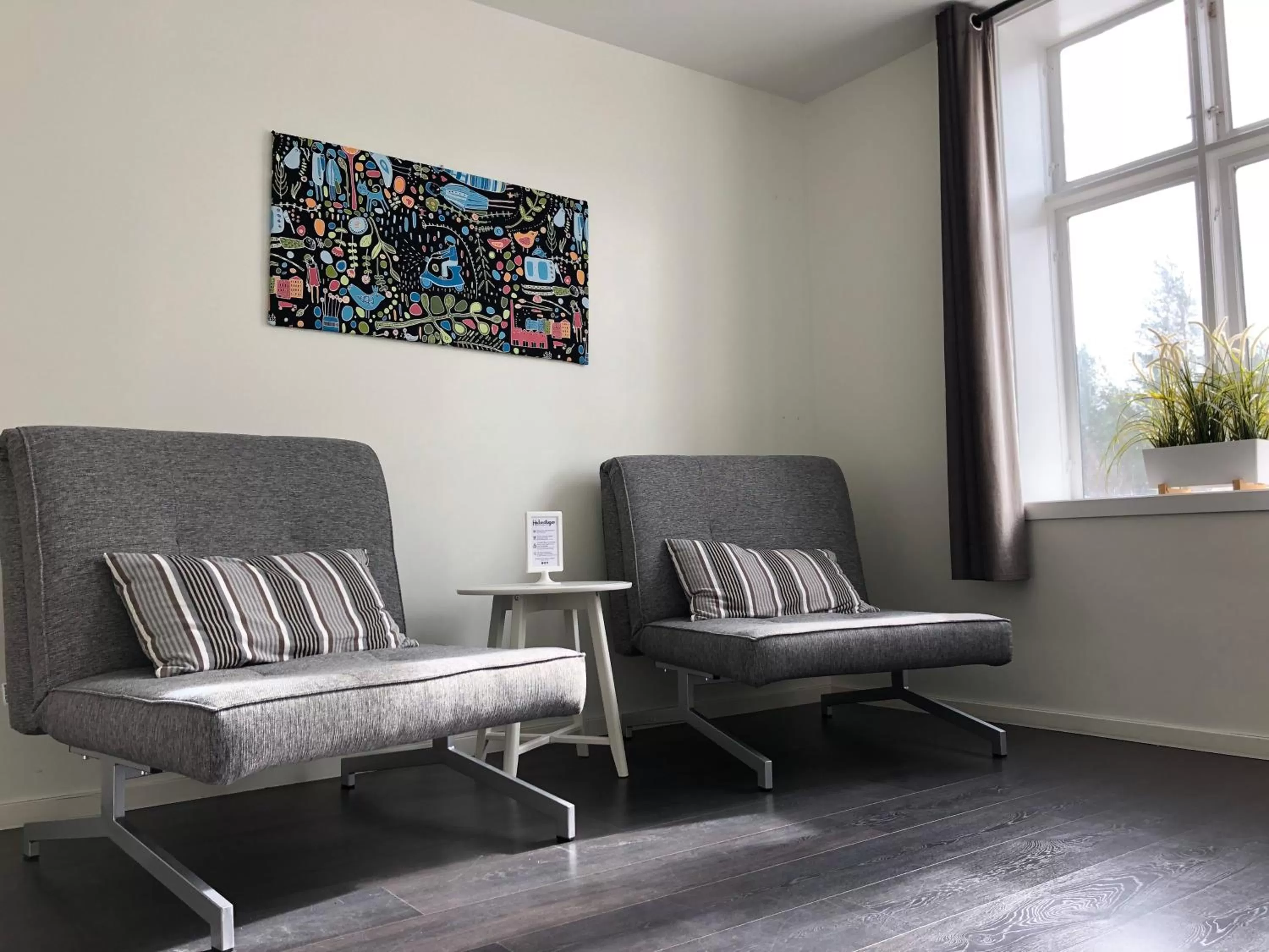 Seating area in Hedenstugan B&B Hotel