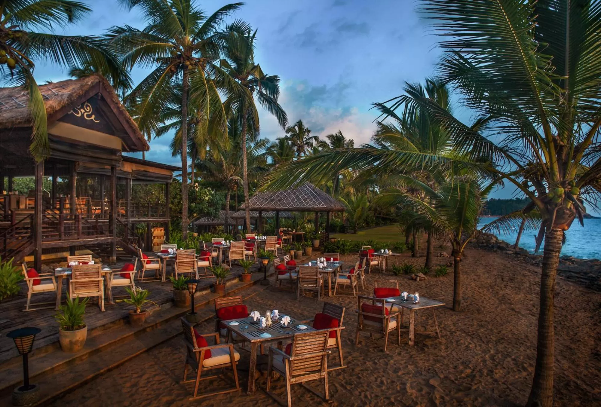 Restaurant/places to eat in Taj Green Cove Resort and Spa Kovalam
