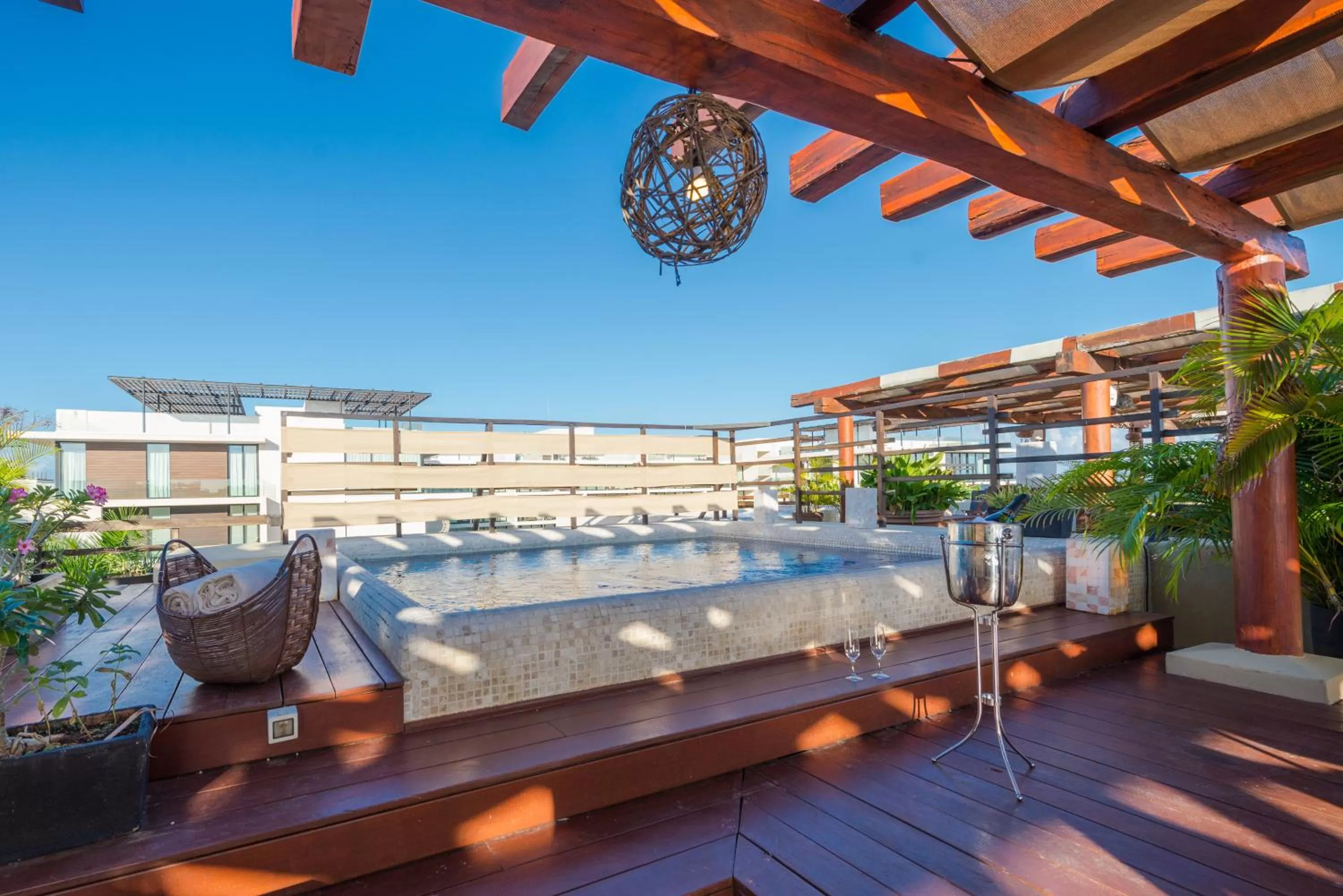 La Divina by Aldea Thai