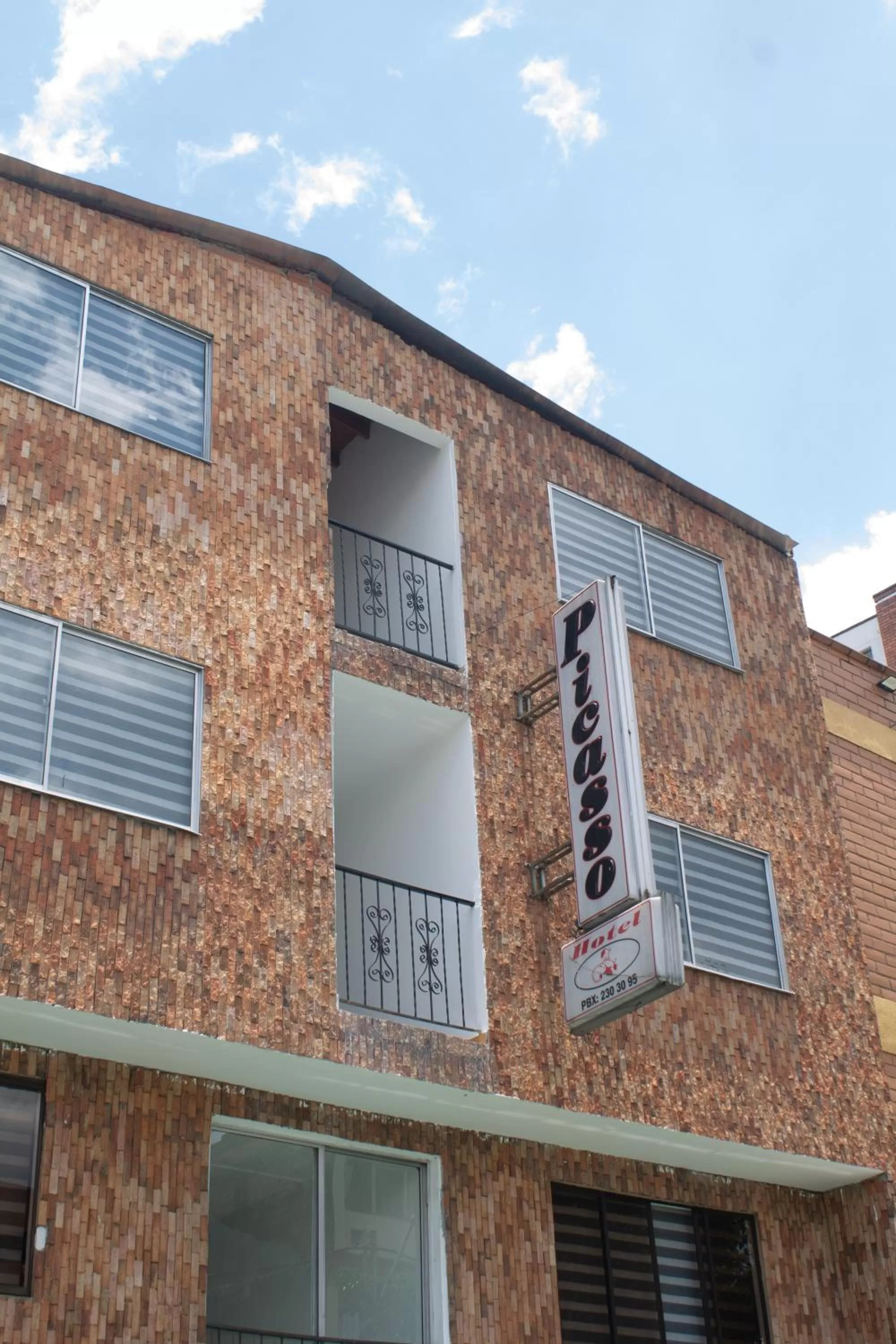 View (from property/room), Property Building in Hotel Picasso 70